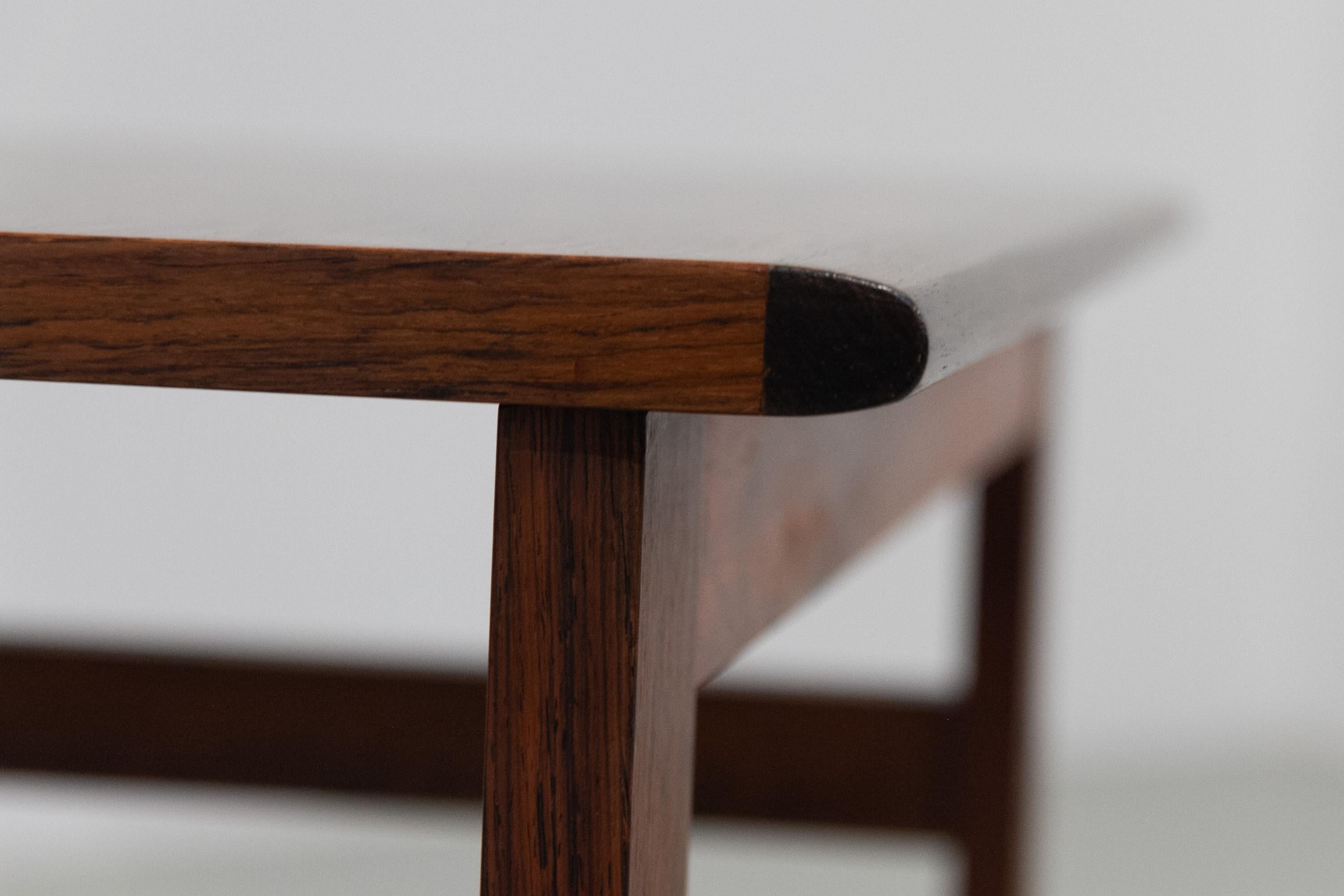 Table basse moderne danoise en bois de rose Capella par I+I pour N Eilersen, 1960. en vente 7