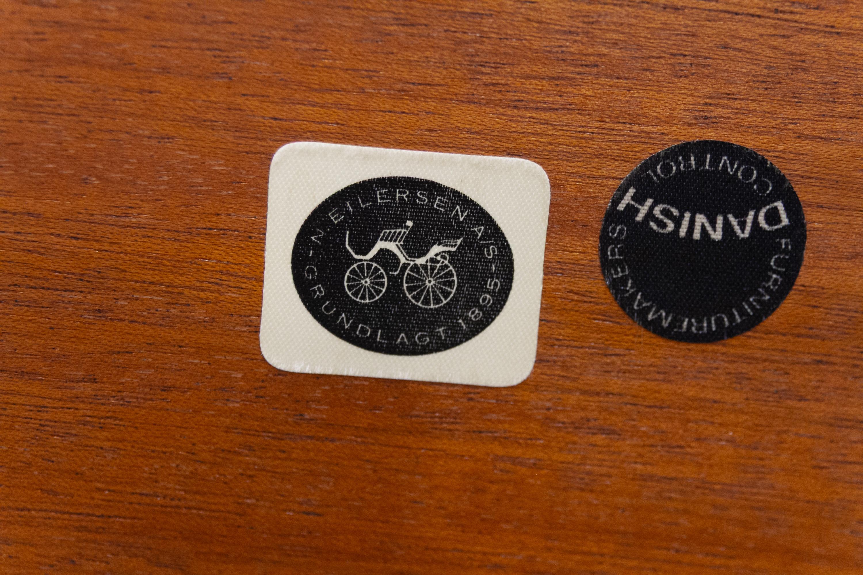 Table basse moderne danoise en bois de rose Capella par I+I pour N Eilersen, 1960. en vente 11