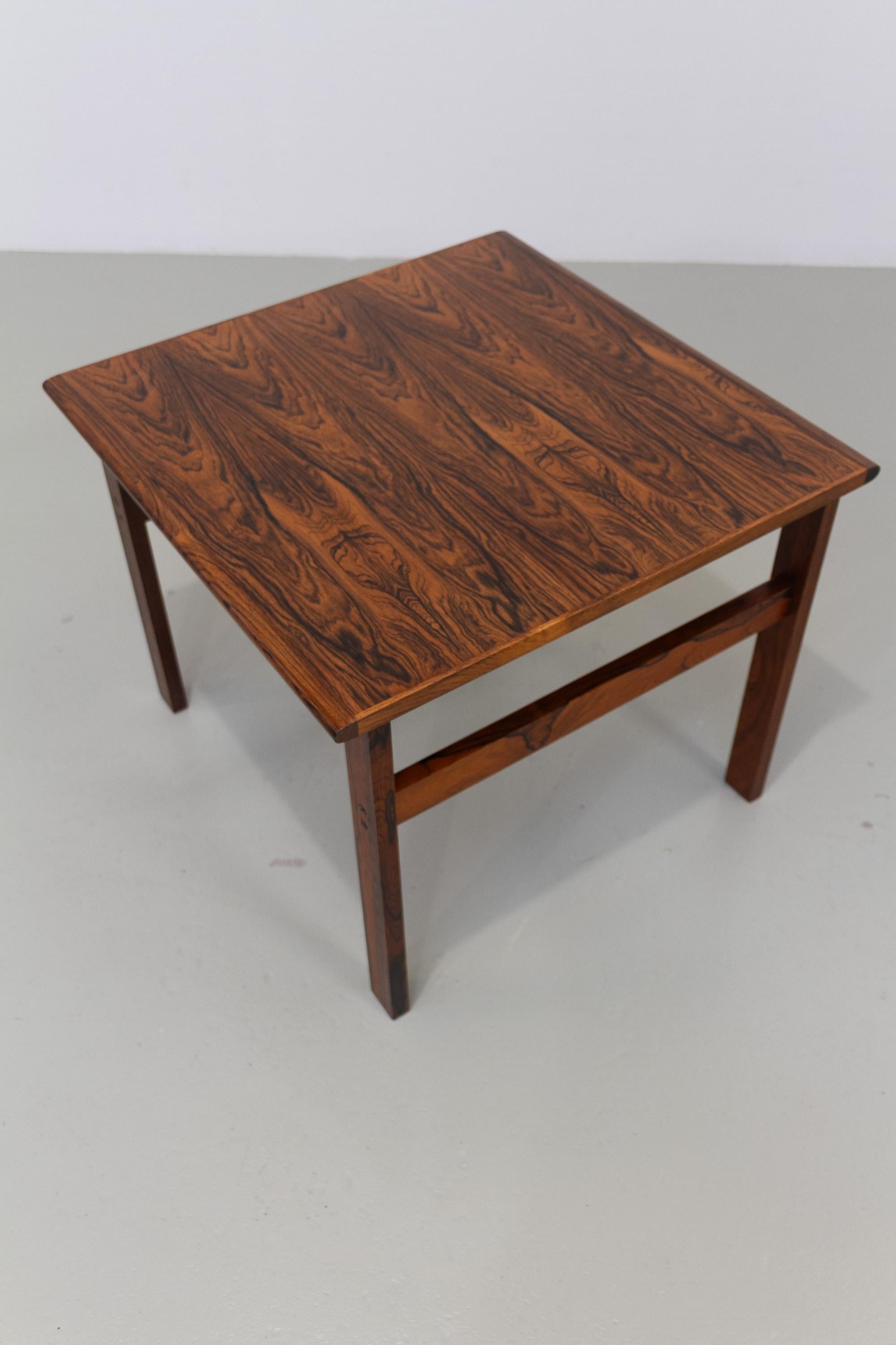 Table basse moderne danoise en bois de rose Capella par I+I pour N Eilersen, 1960. en vente 12