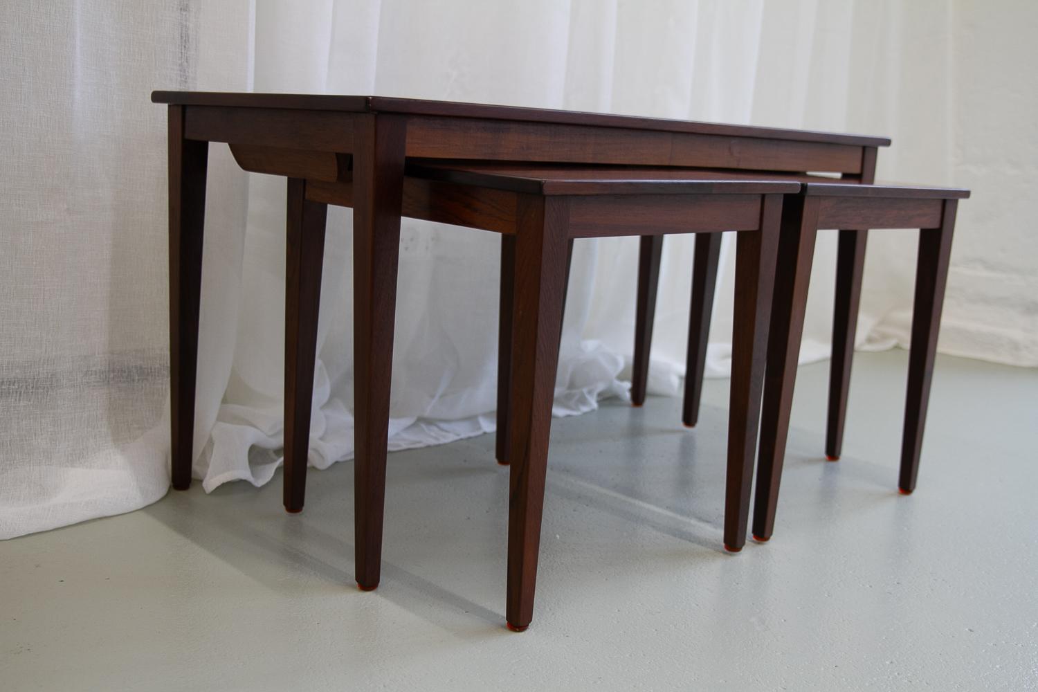 Mid-20th Century Danish Modern Rosewood & Ceramic Tile Nesting Tables, 1960s, Set of 3 For Sale