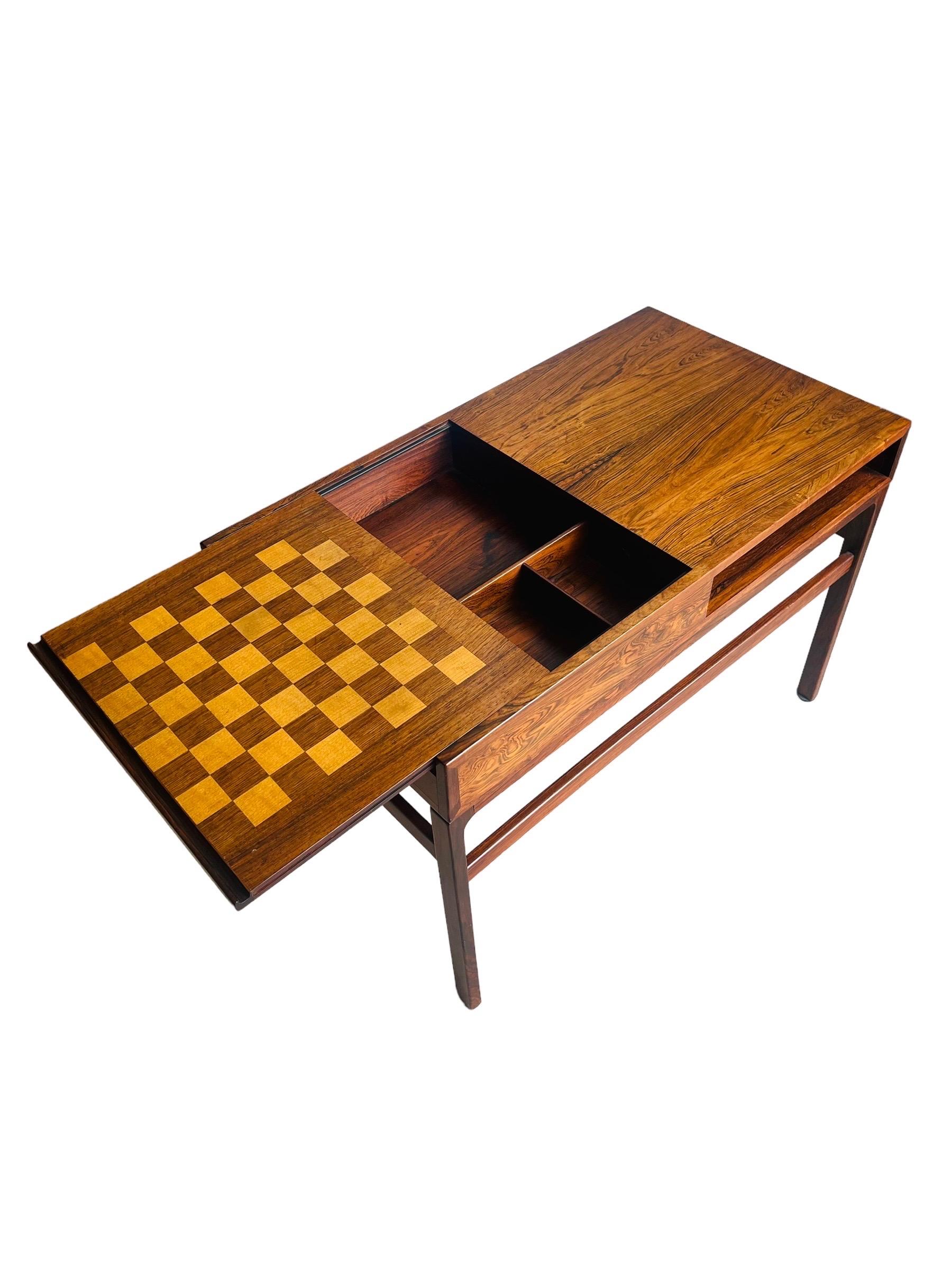 Danish Modern Rosewood Chess/Game Table by Illum Wikkelsø In Good Condition In Brooklyn, NY