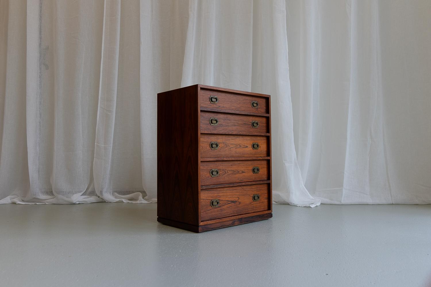Danish Modern Rosewood Chest of Drawers by Henning Korch, 1960s. For Sale 9