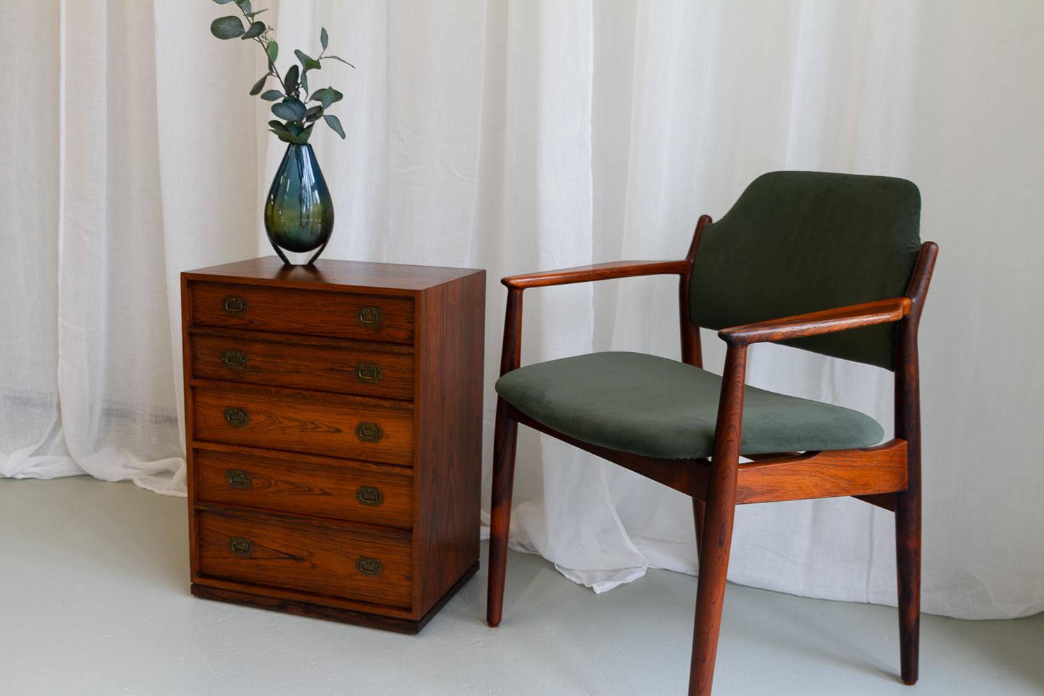 Danish Modern Rosewood Chest of Drawers by Henning Korch, 1960s. For Sale 12