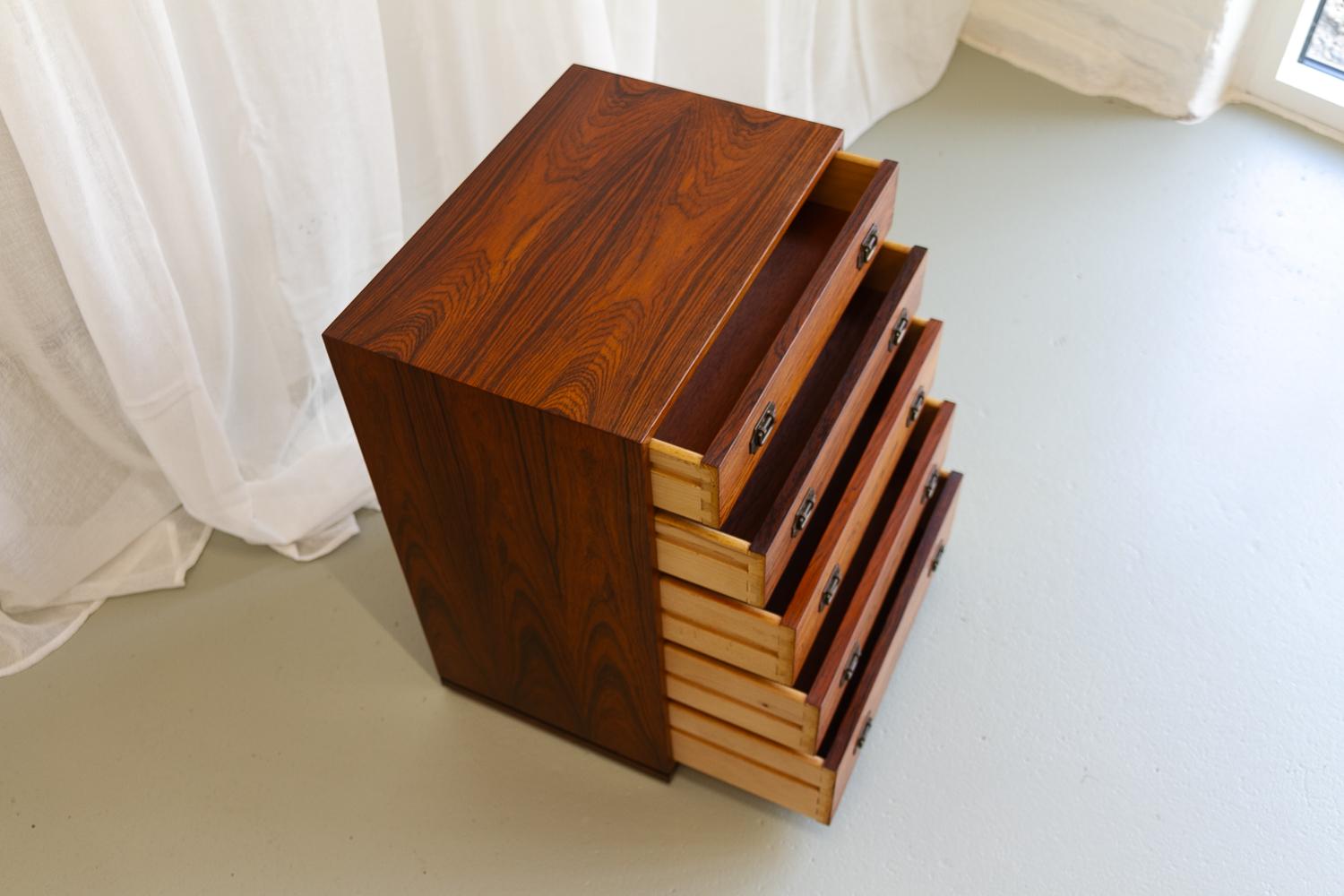 Mid-20th Century Danish Modern Rosewood Chest of Drawers by Henning Korch, 1960s. For Sale
