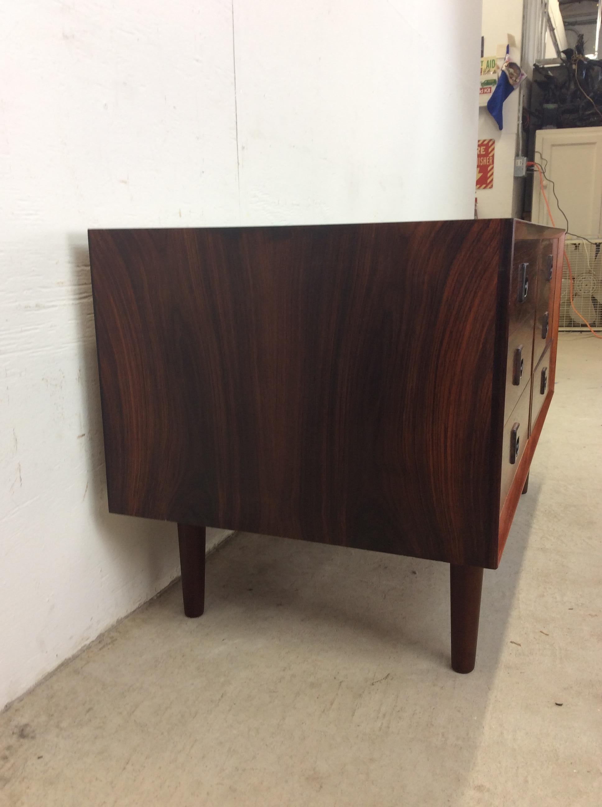 Danish Modern Rosewood Chest of Drawers with Tapered Legs For Sale 5