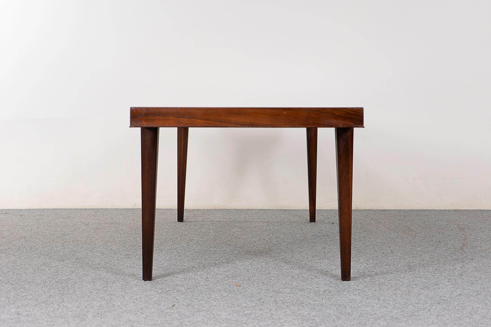 Danish Modern Rosewood Coffee Table by Haslev For Sale 3