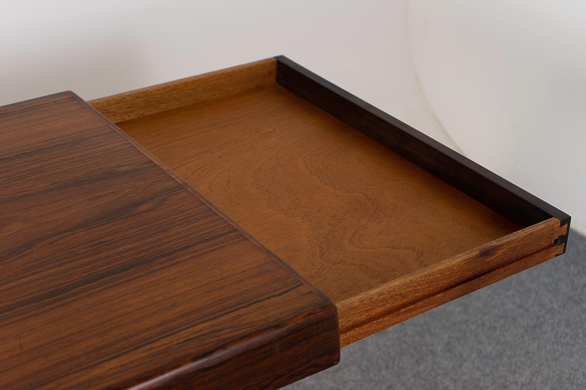 Danish Modern Rosewood Coffee Table In Good Condition For Sale In VANCOUVER, CA