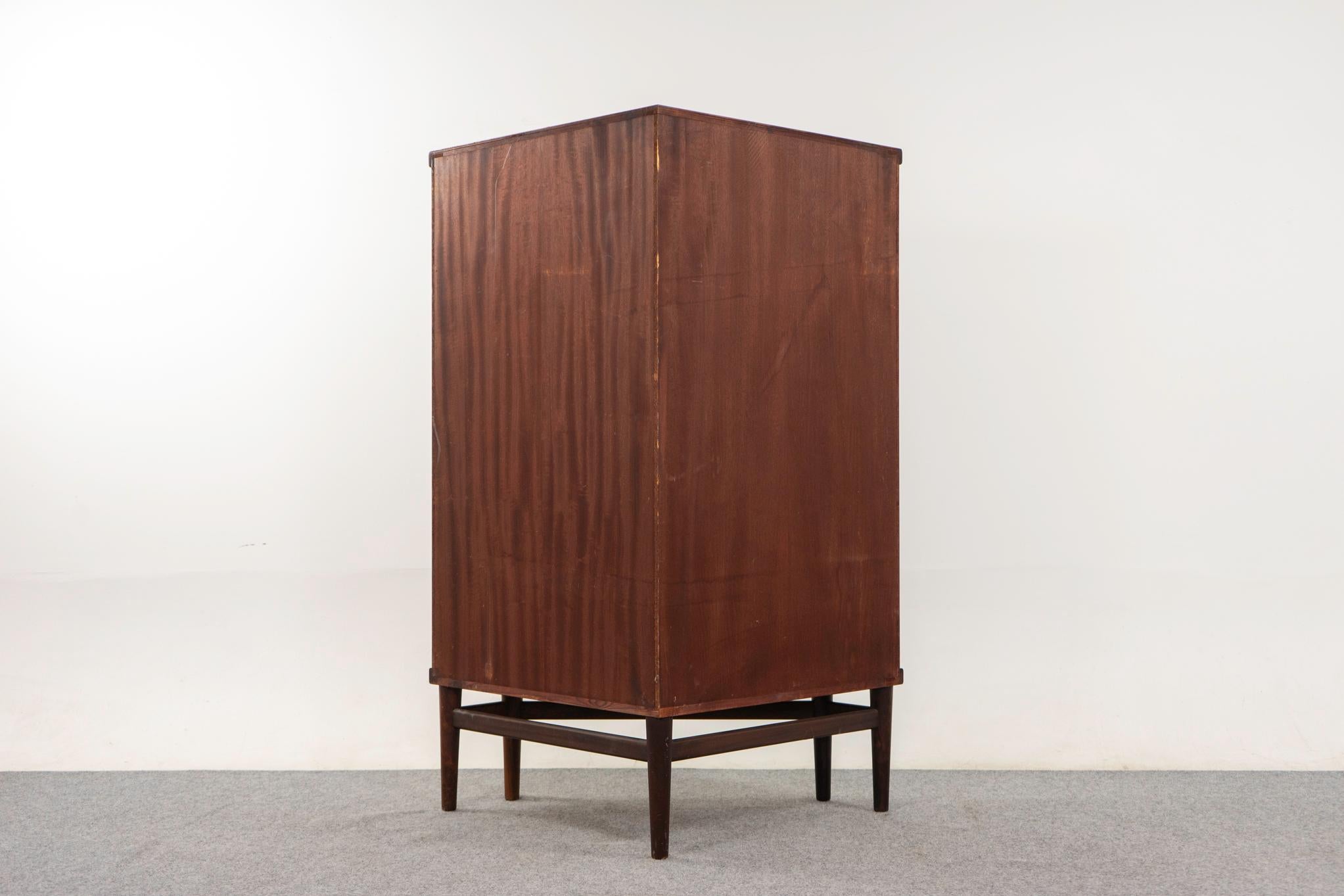 Dänischer moderner Eckschrank aus Palisanderholz im Angebot 3
