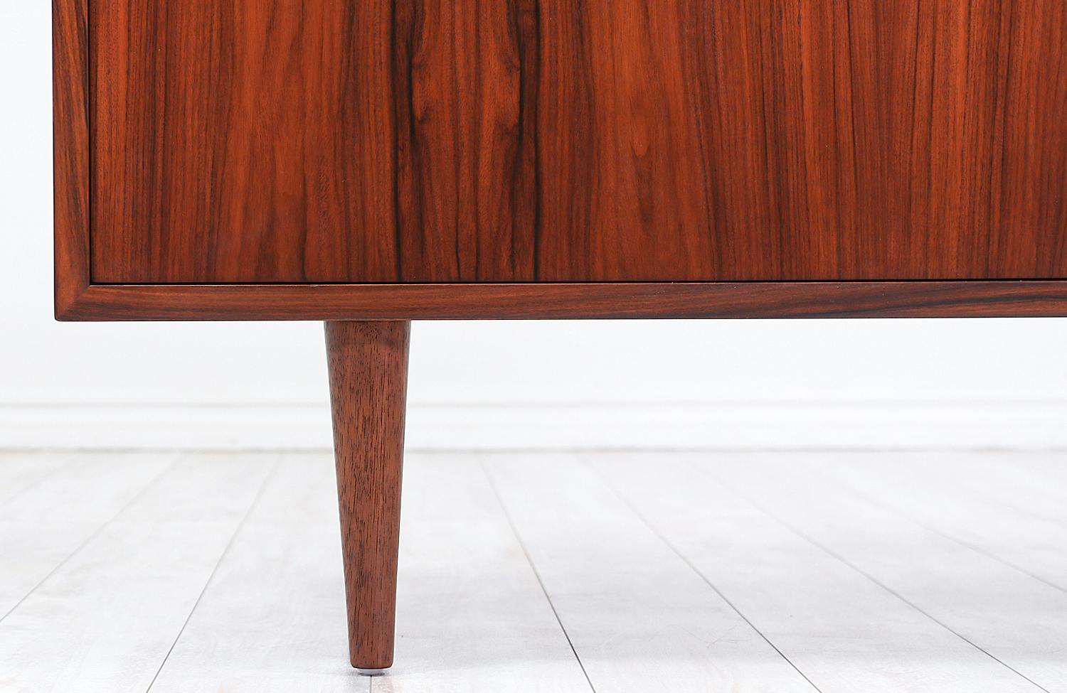 Danish Modern Rosewood Credenza by Carlo Jensen for Hundevad & Co. 6