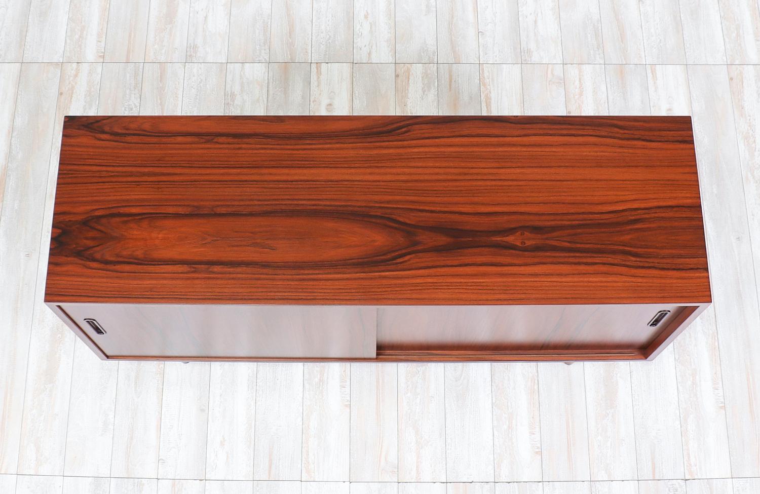 Danish Modern Rosewood Credenza by Carlo Jensen for Hundevad & Co. 2
