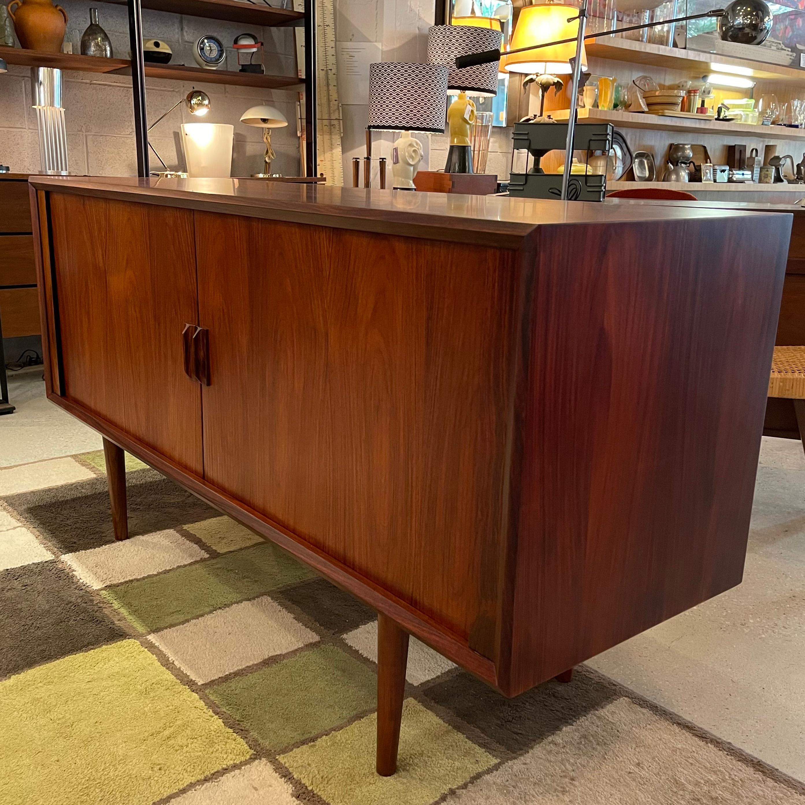 Danish Modern Rosewood Credenza by Svend Aage Larsen for Faarup Mobelfabrik In Good Condition In Brooklyn, NY