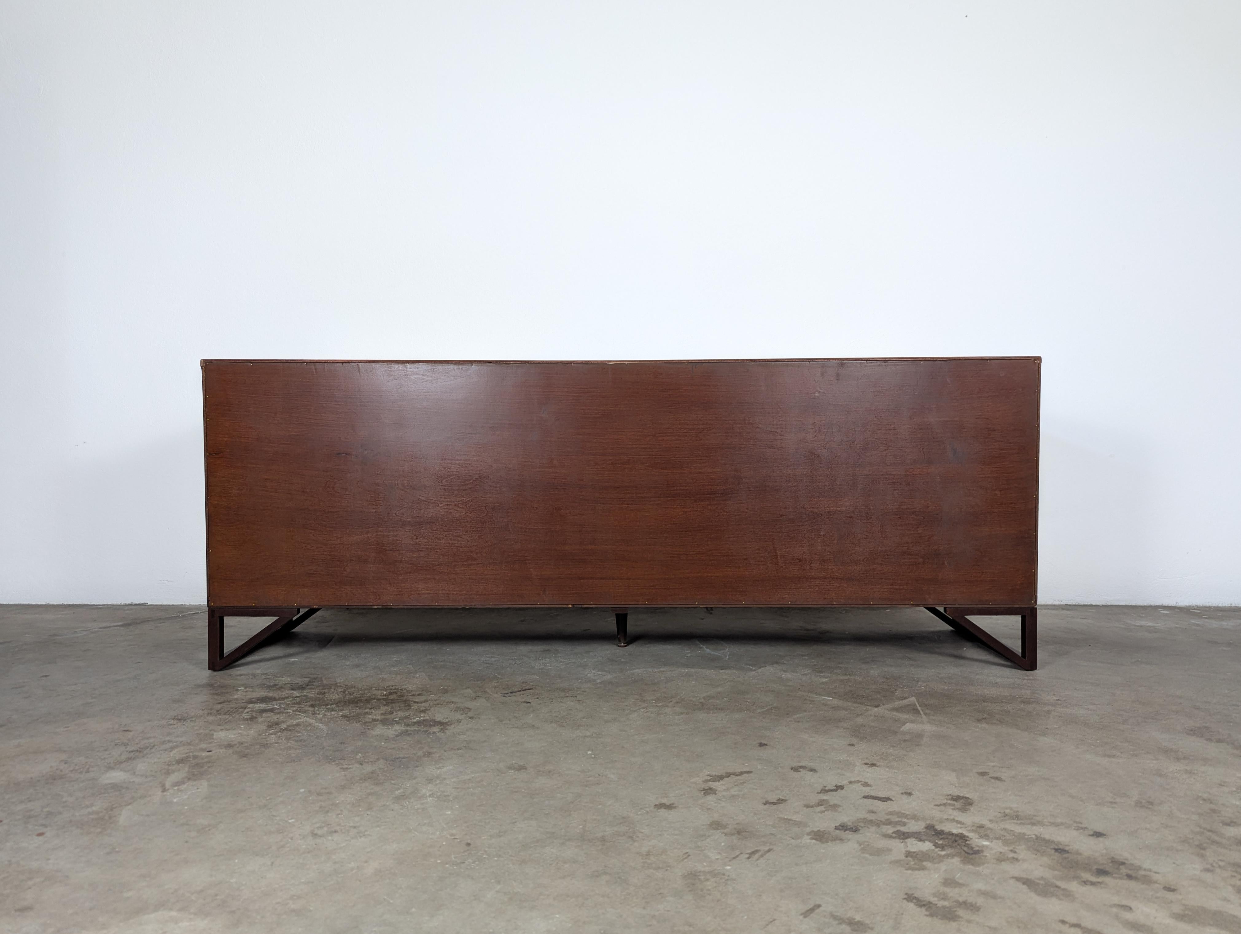 Credenza moderna danese in palissandro di Svend Langkilde per Langkilde Mobler, 1960 ca. in vendita 3