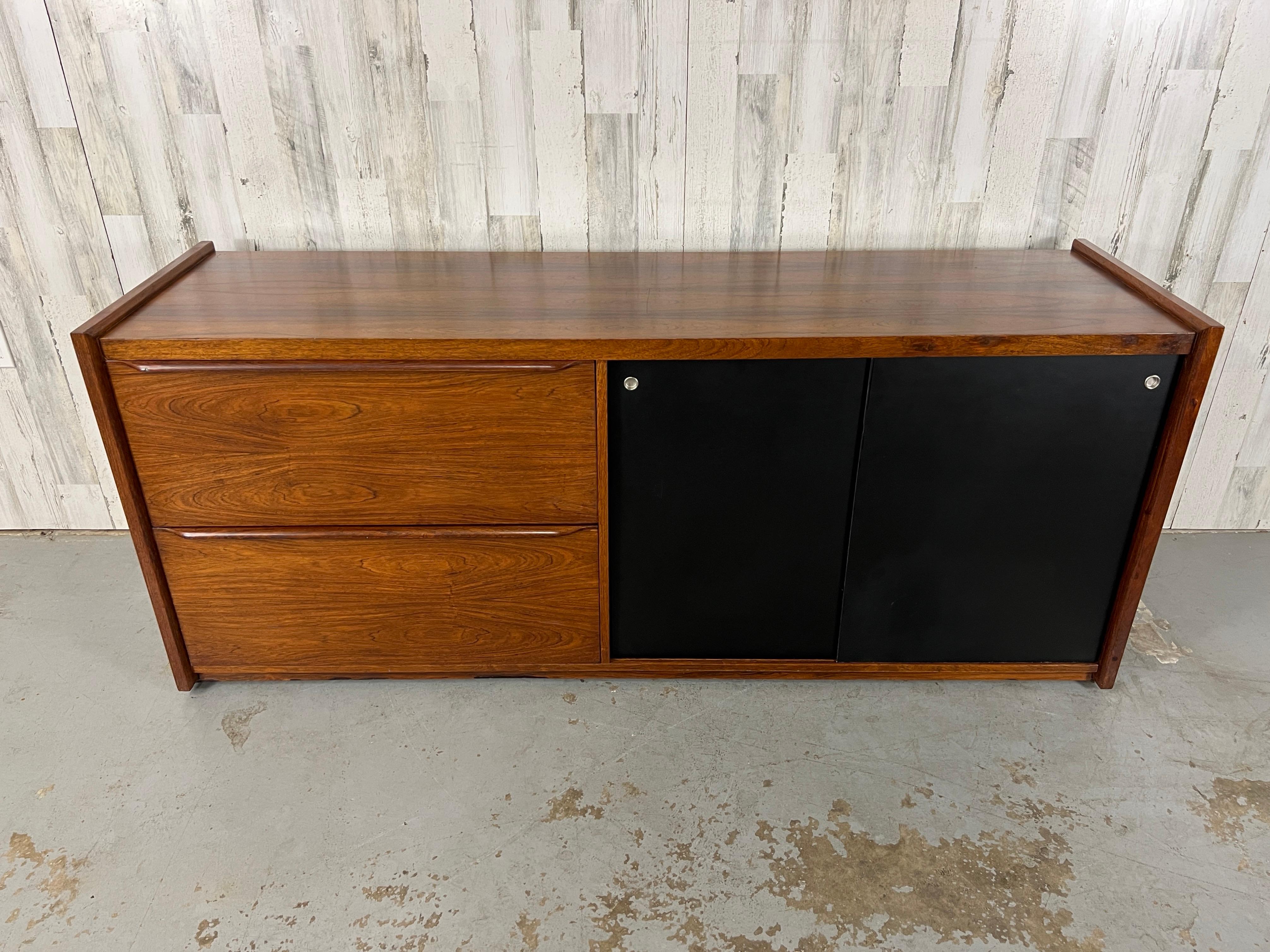 Danish Modern Rosewood Credenza For Sale 7
