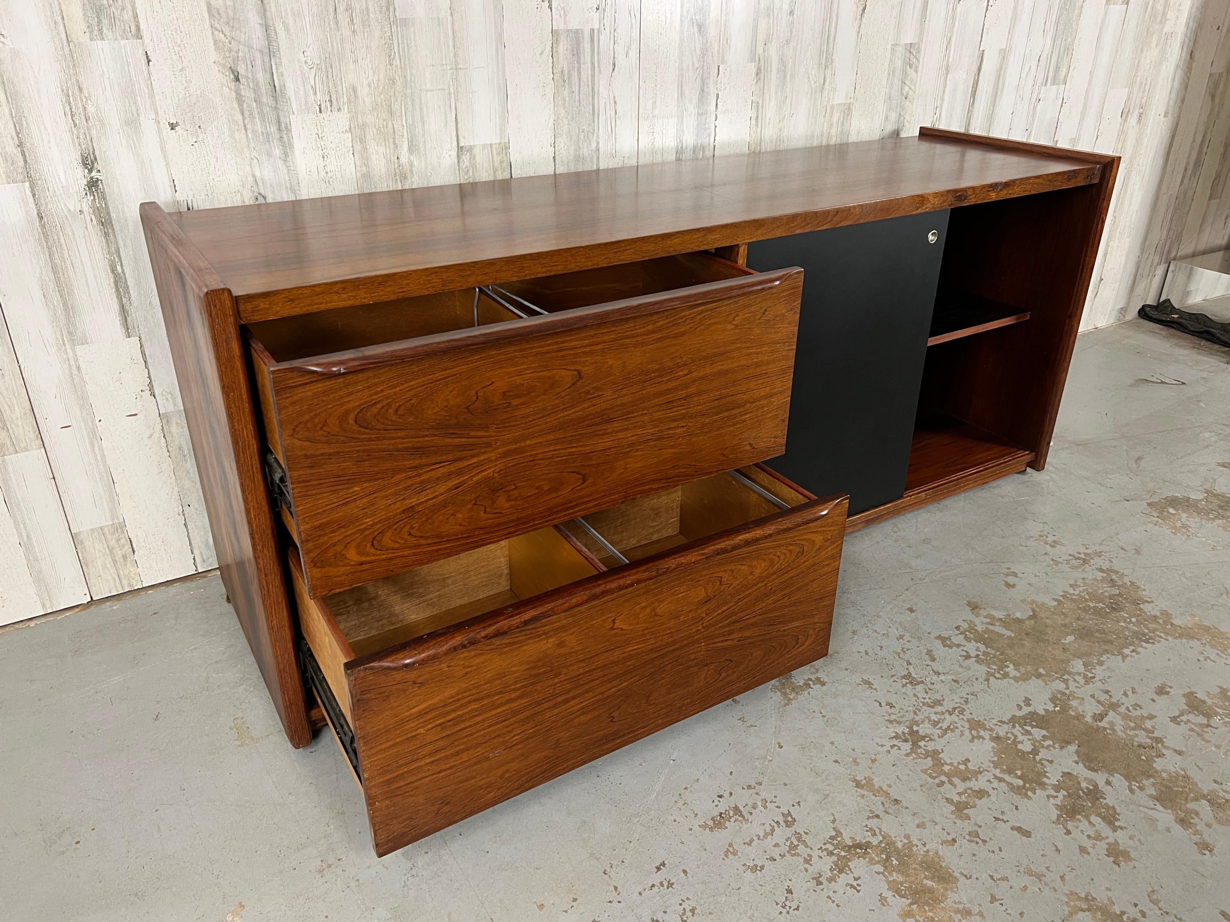 Danish Modern Rosewood Credenza For Sale 10