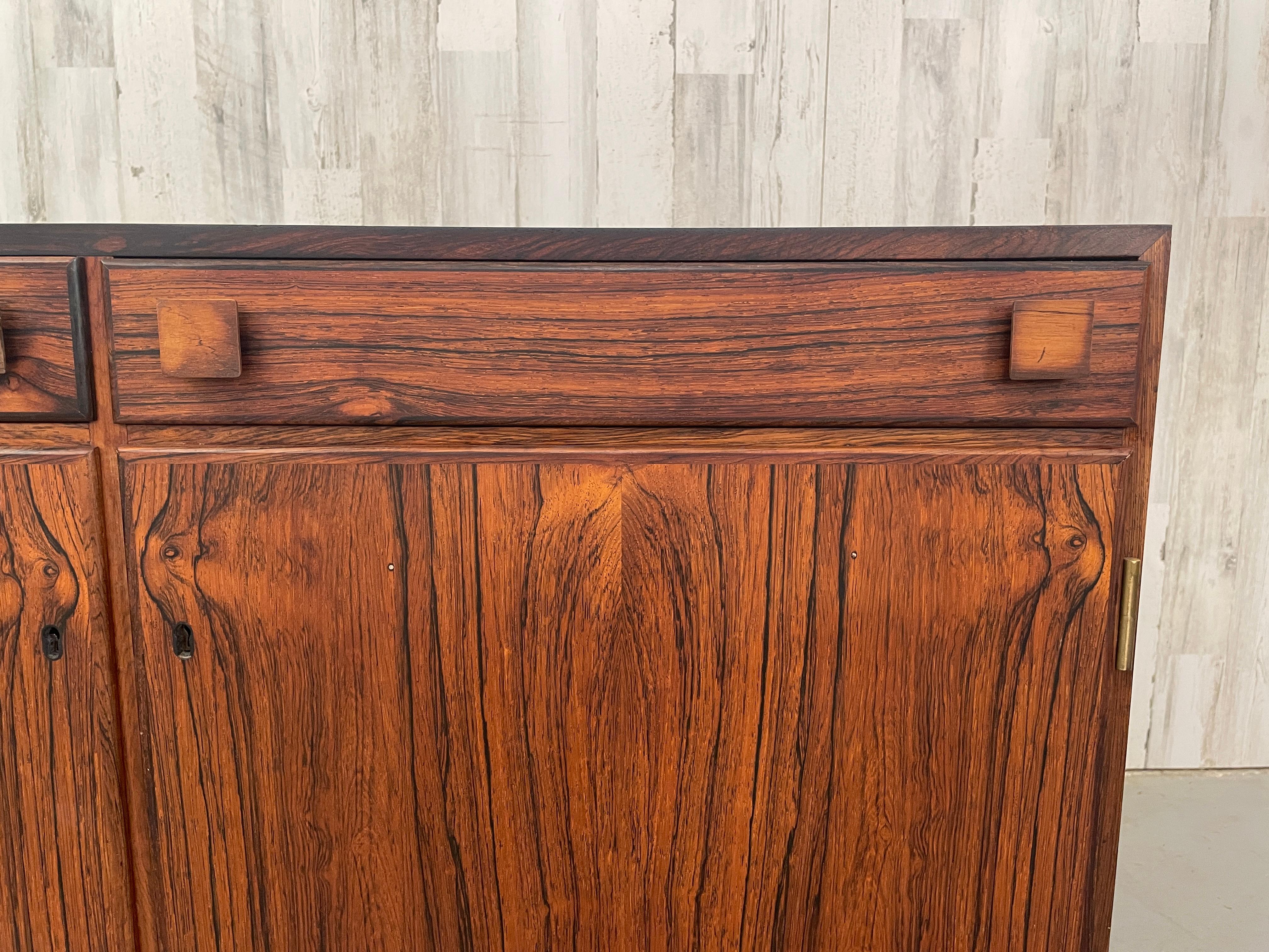 20th Century Danish Modern Rosewood Credenza For Sale