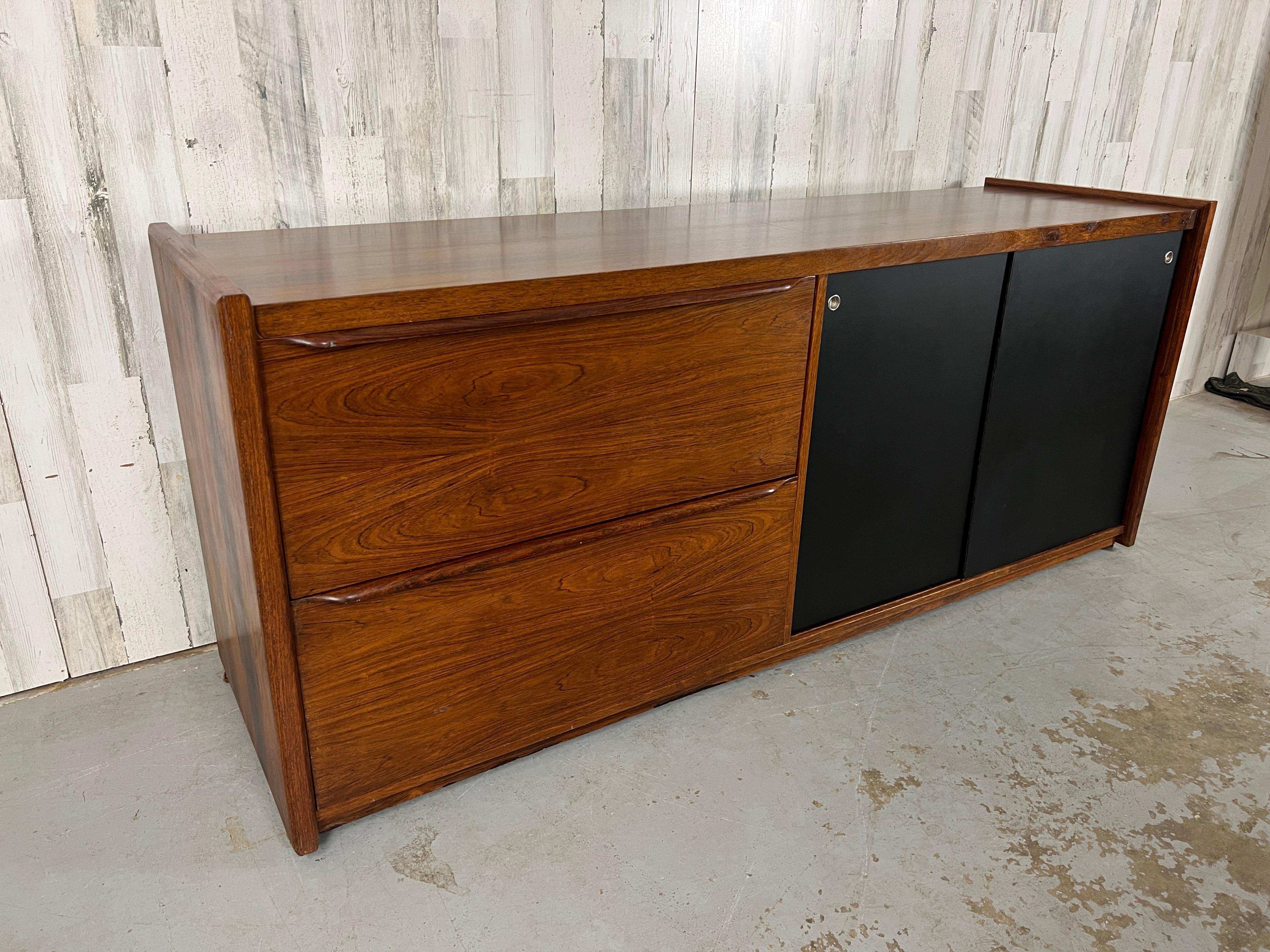 Danish Modern Rosewood Credenza For Sale 1