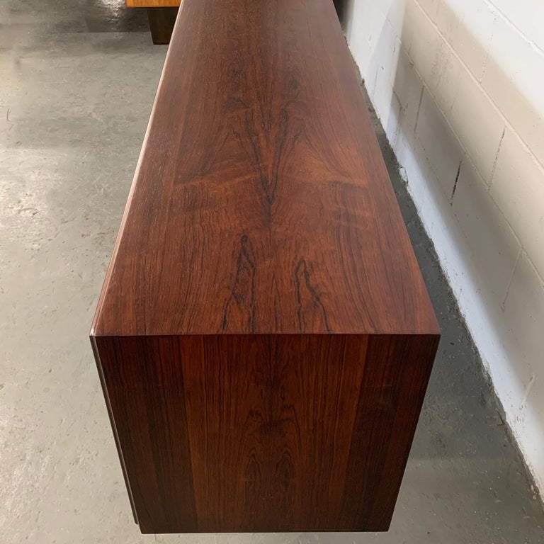 Danish Modern Rosewood Credenza Sideboard For Sale 7