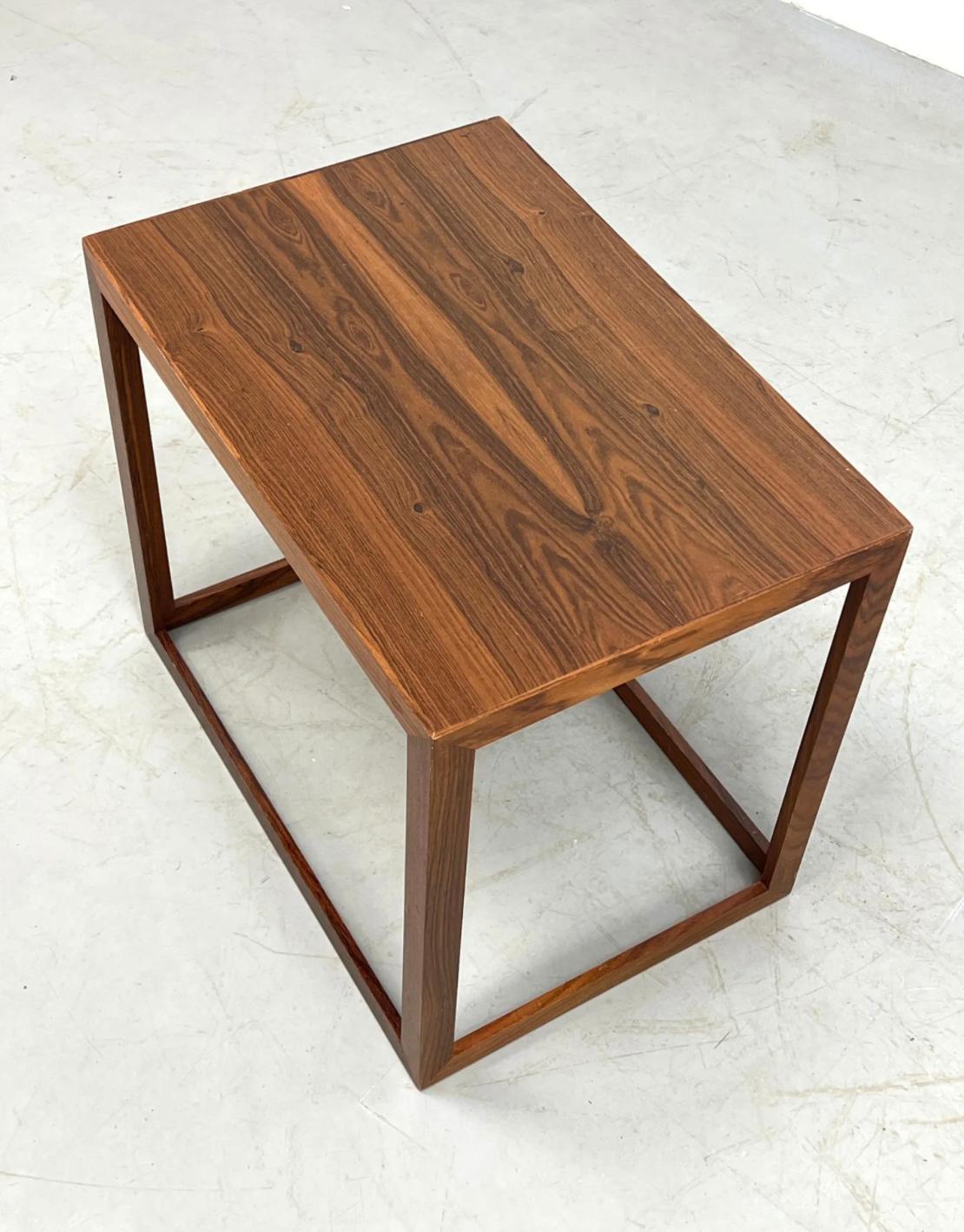 Inconnu Table cubique danoise moderne en bois de rose en vente