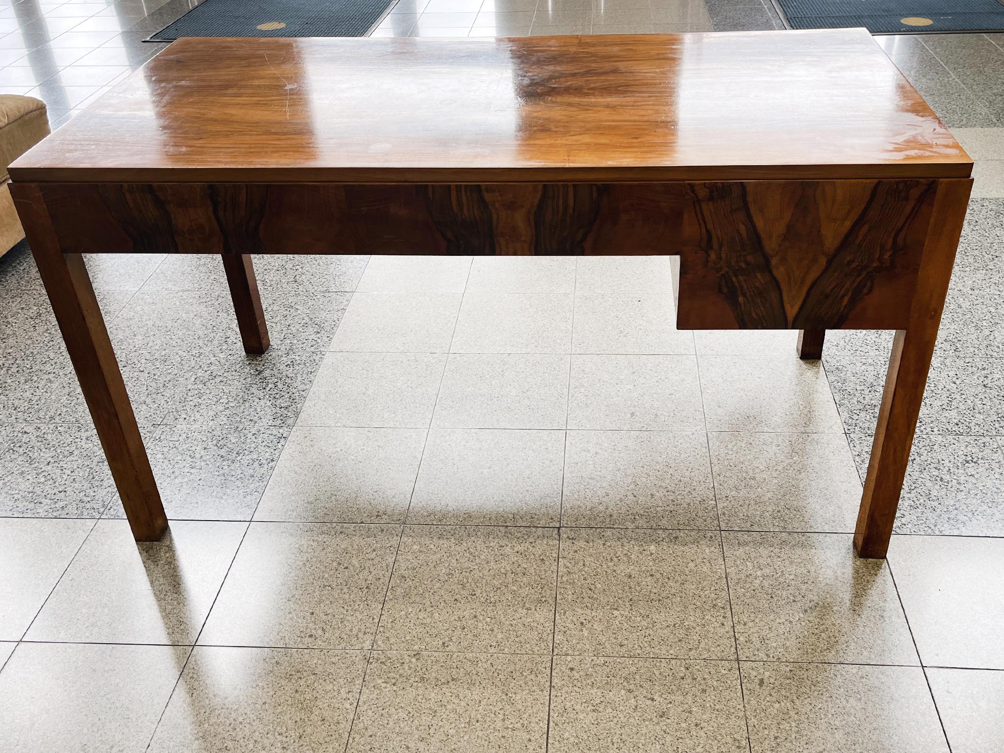 Bureau moderne danois en bois de rose par Erik Wørts en vente 5
