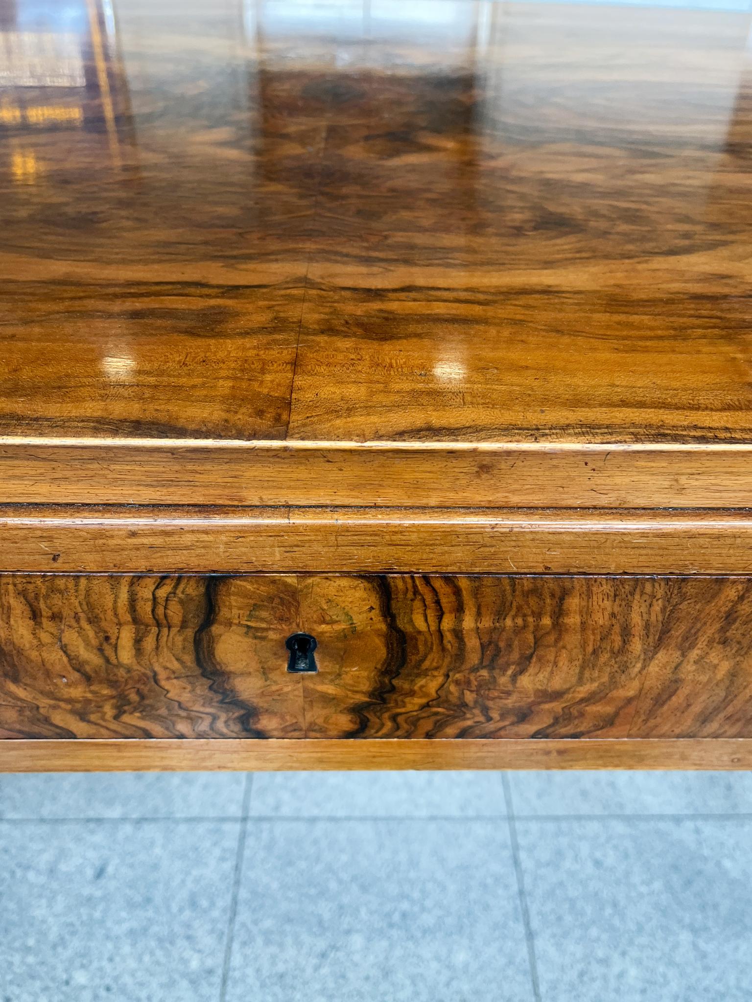 Bureau moderne danois en bois de rose par Erik Wørts en vente 1
