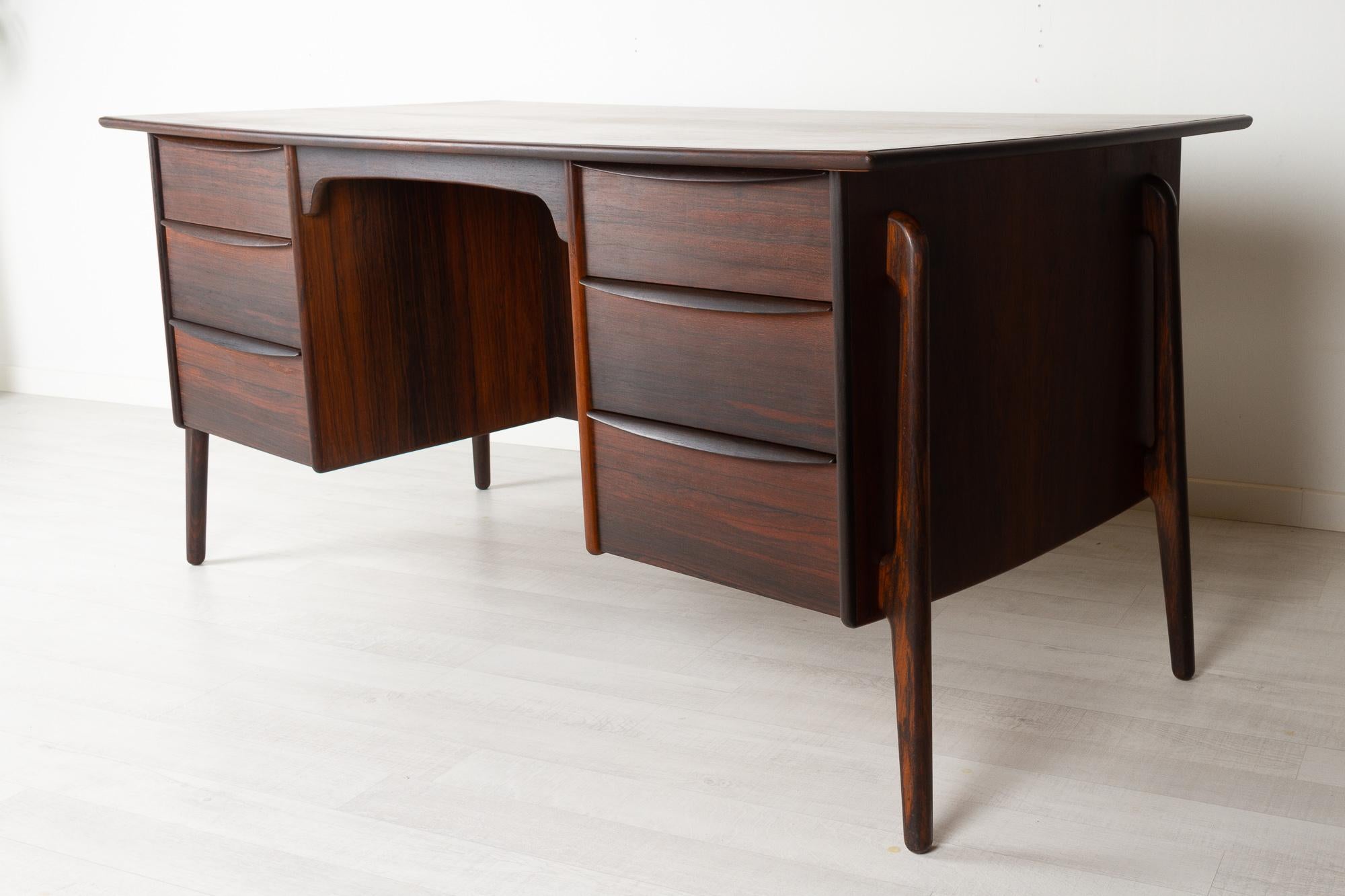 Mid-Century Modern Danish Modern Rosewood Desk by Svend Aage Madsen 1960s