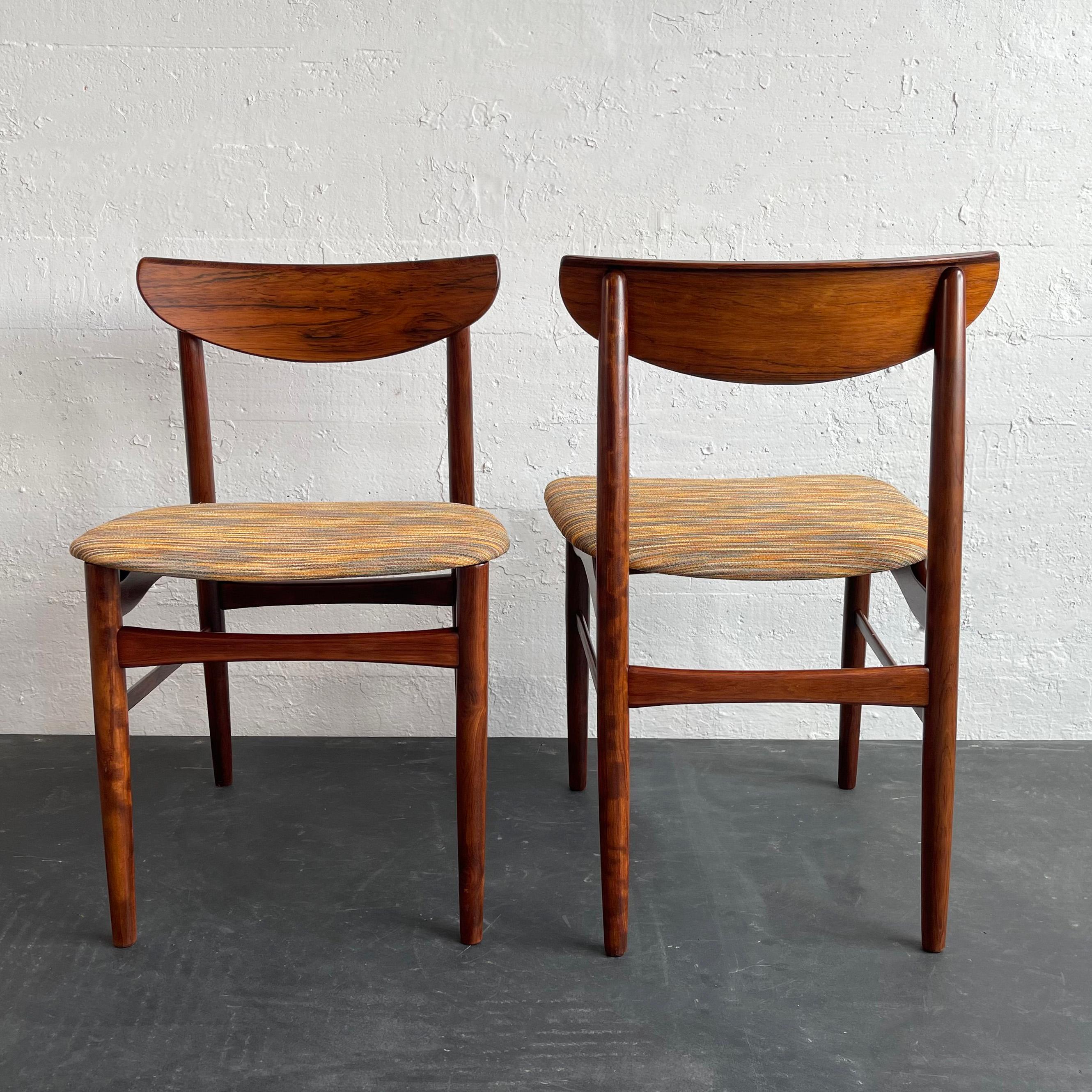 Chaises de salle à manger danoises modernes en bois de rose par Kurt Østervig pour K.P. Møbler en vente 4