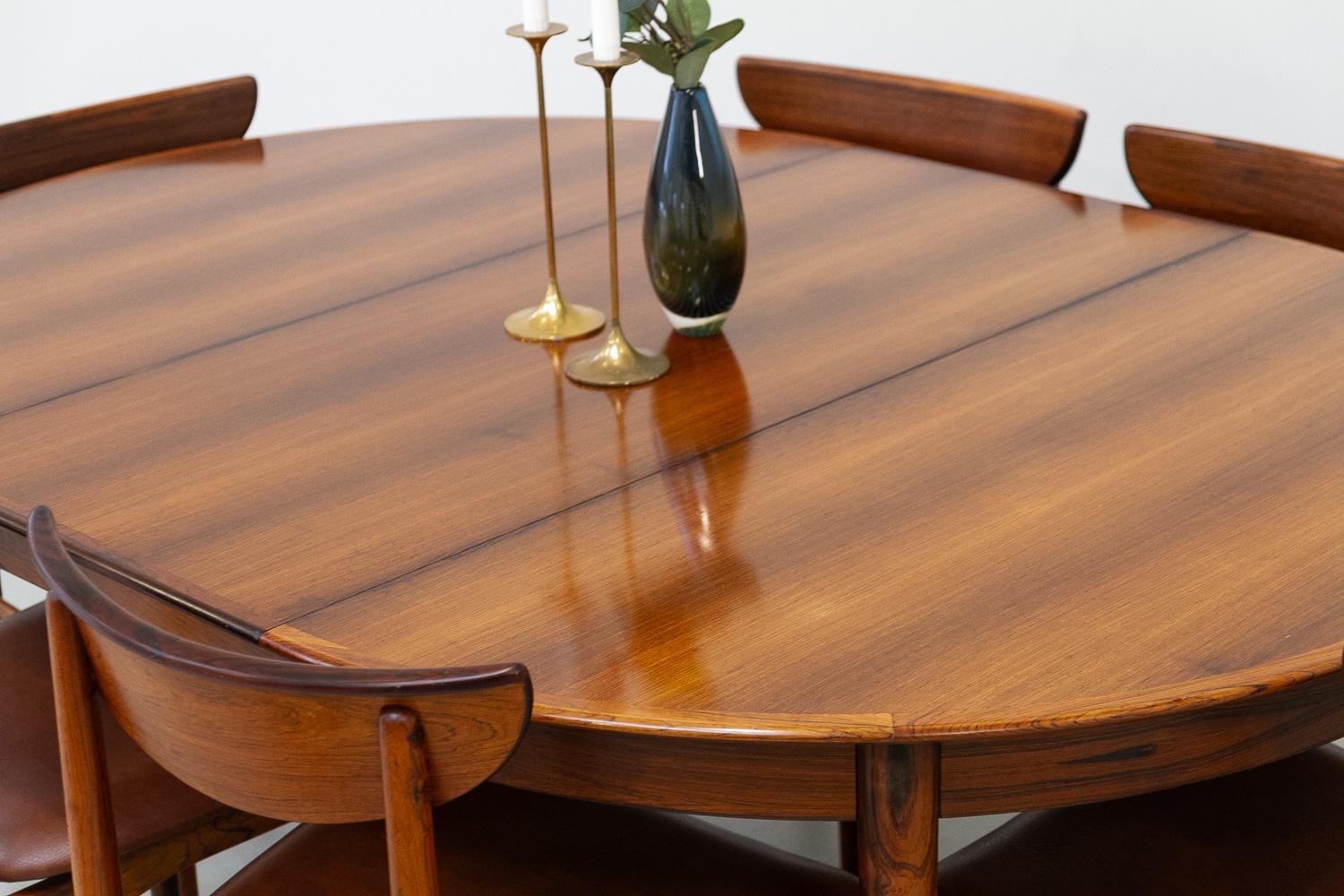 Danish Modern Rosewood Dining Room Set by Skovby, 1960s. For Sale 12