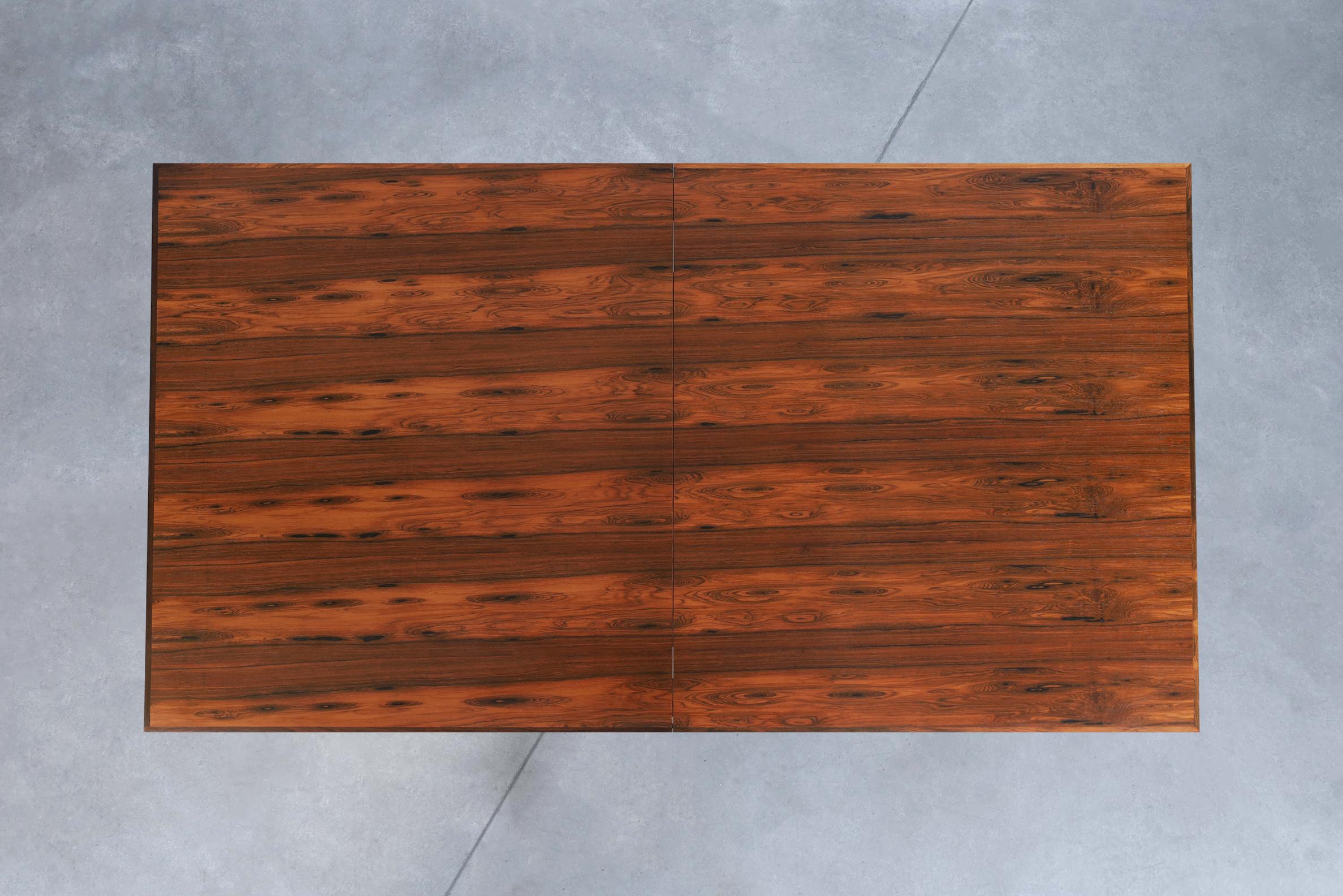Danish Modern Rosewood Dining Table by Poul Nørreklit for Georg Petersens For Sale 3