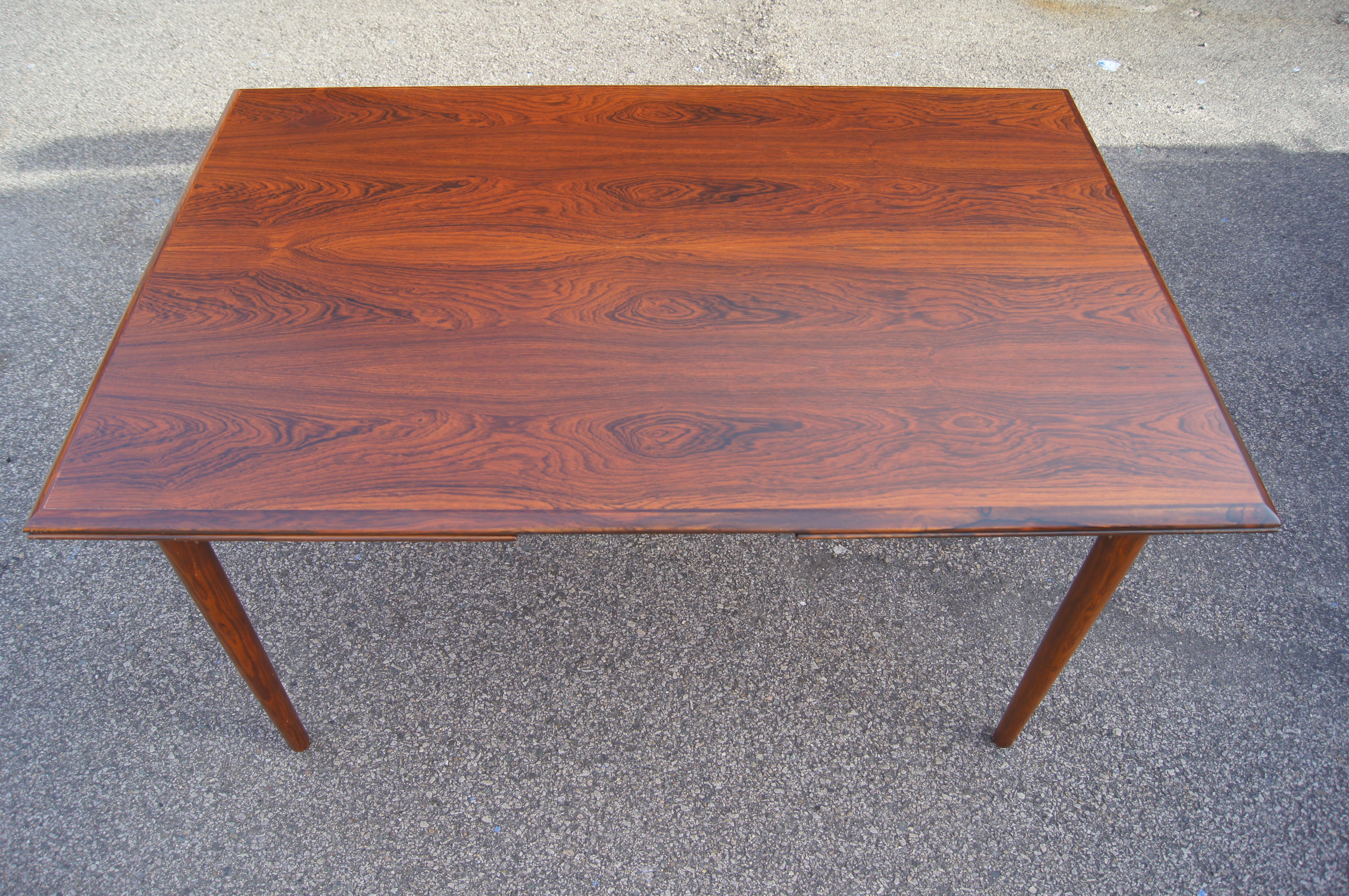 Scandinavian Modern Danish Modern Rosewood Dining Table with Extensions For Sale