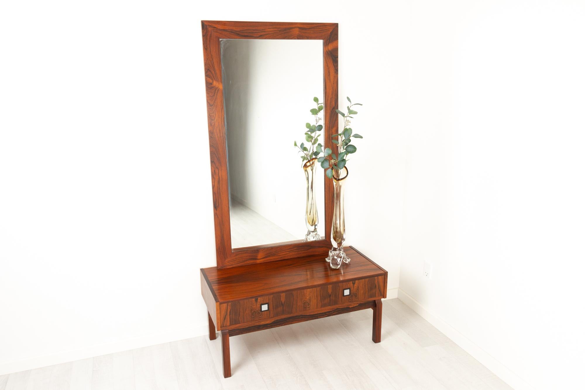 Danish Modern Rosewood Dresser and Mirror Set, 1960s For Sale 12