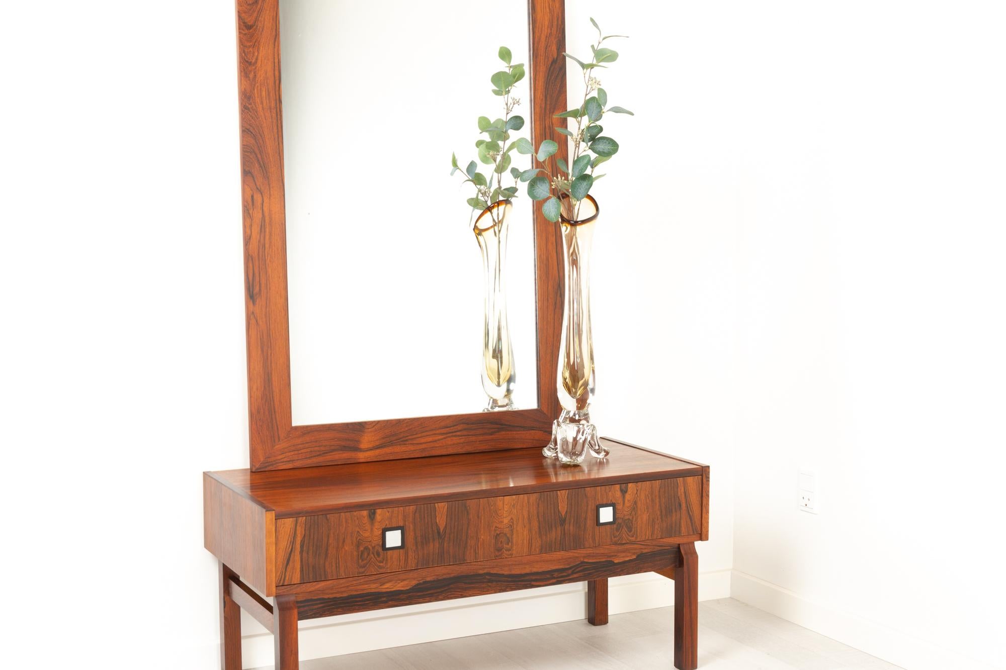 Danish Modern Rosewood Dresser and Mirror Set, 1960s For Sale 13