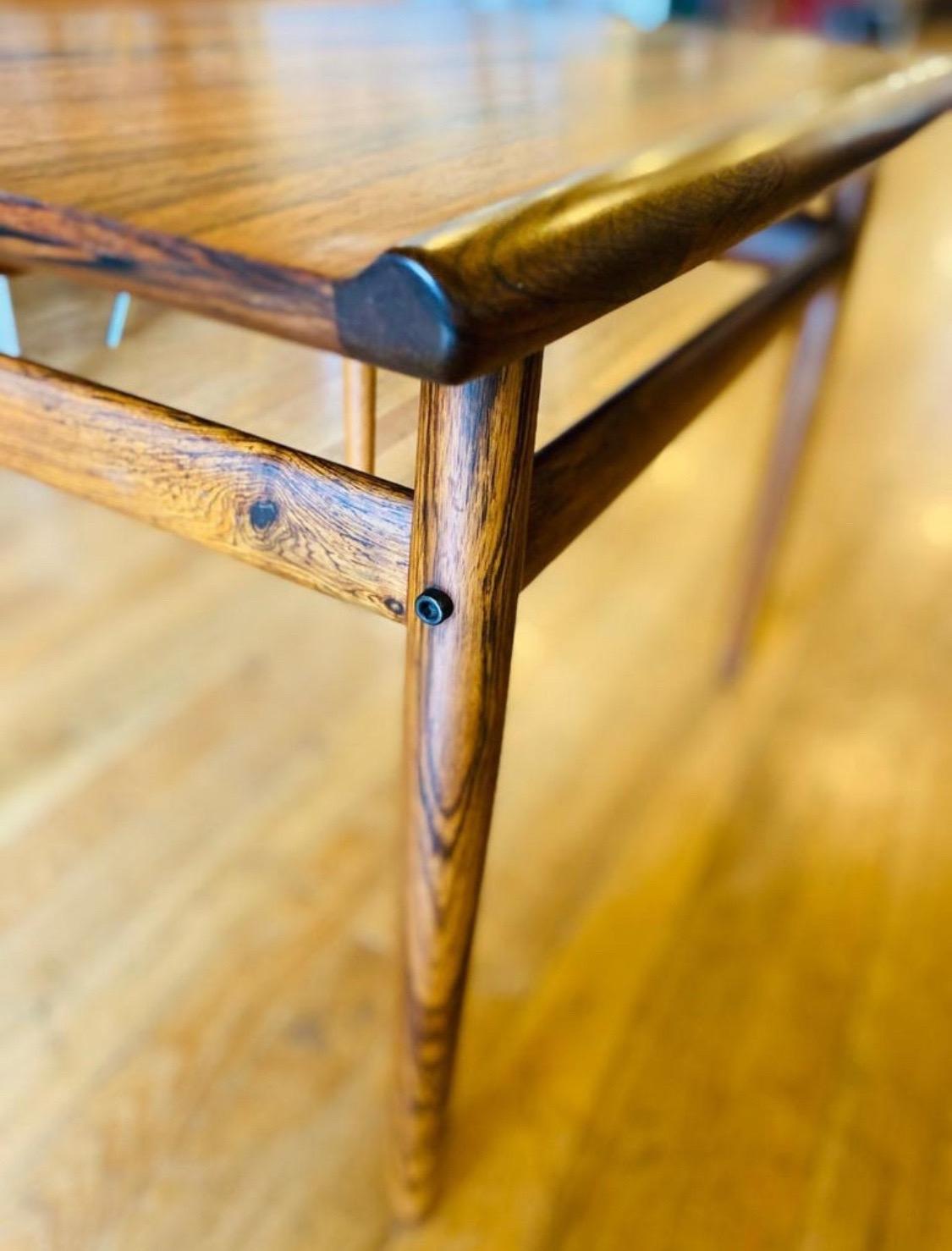 Danish Modern Rosewood End Table by Grete Jalk for Glostrup Møbelfabrik, 1960s In Excellent Condition For Sale In San Diego, CA