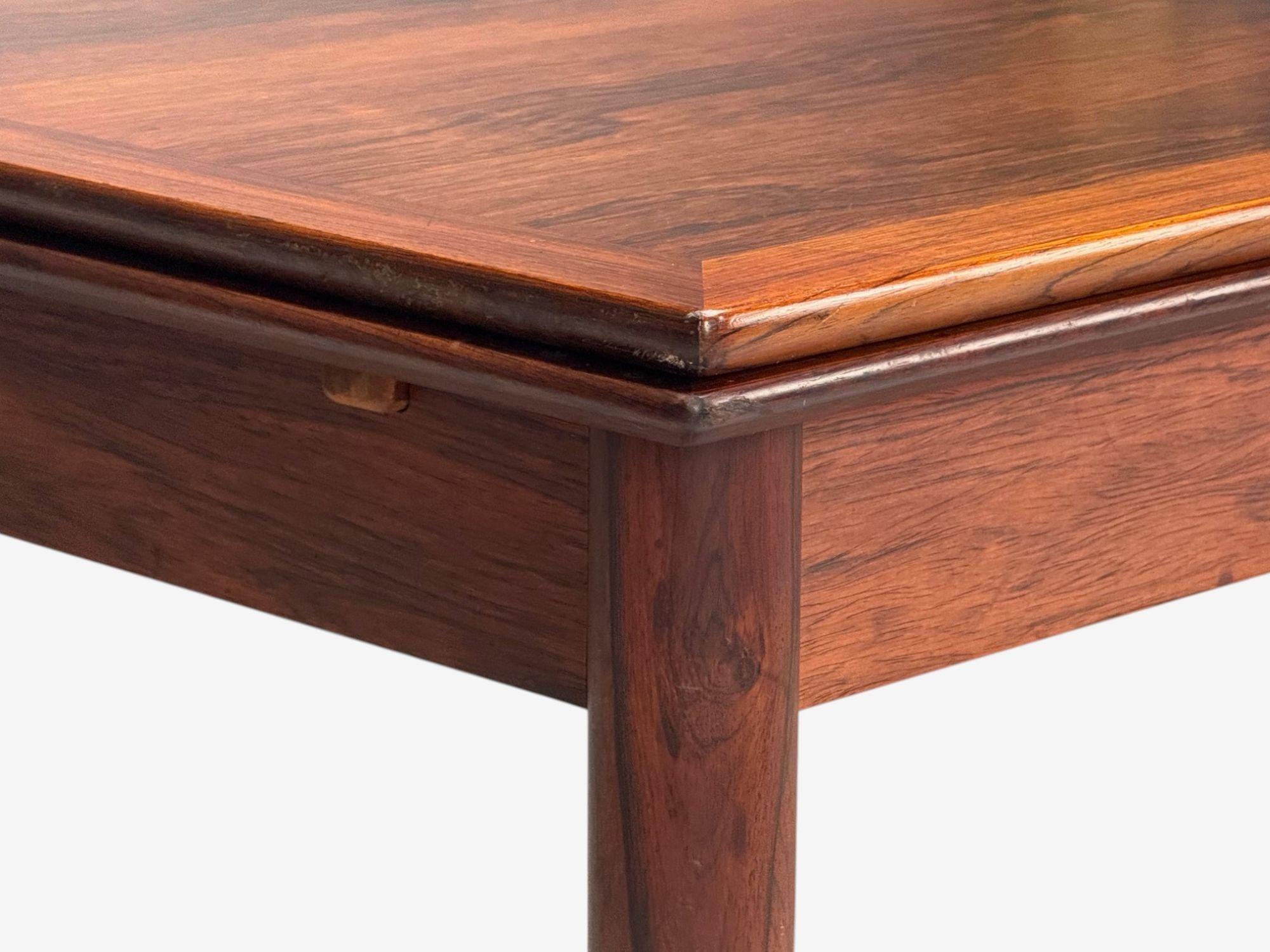 Mesa de comedor extensible, danesa, moderna, de palisandro, Dinamarca, años 60 en venta 6