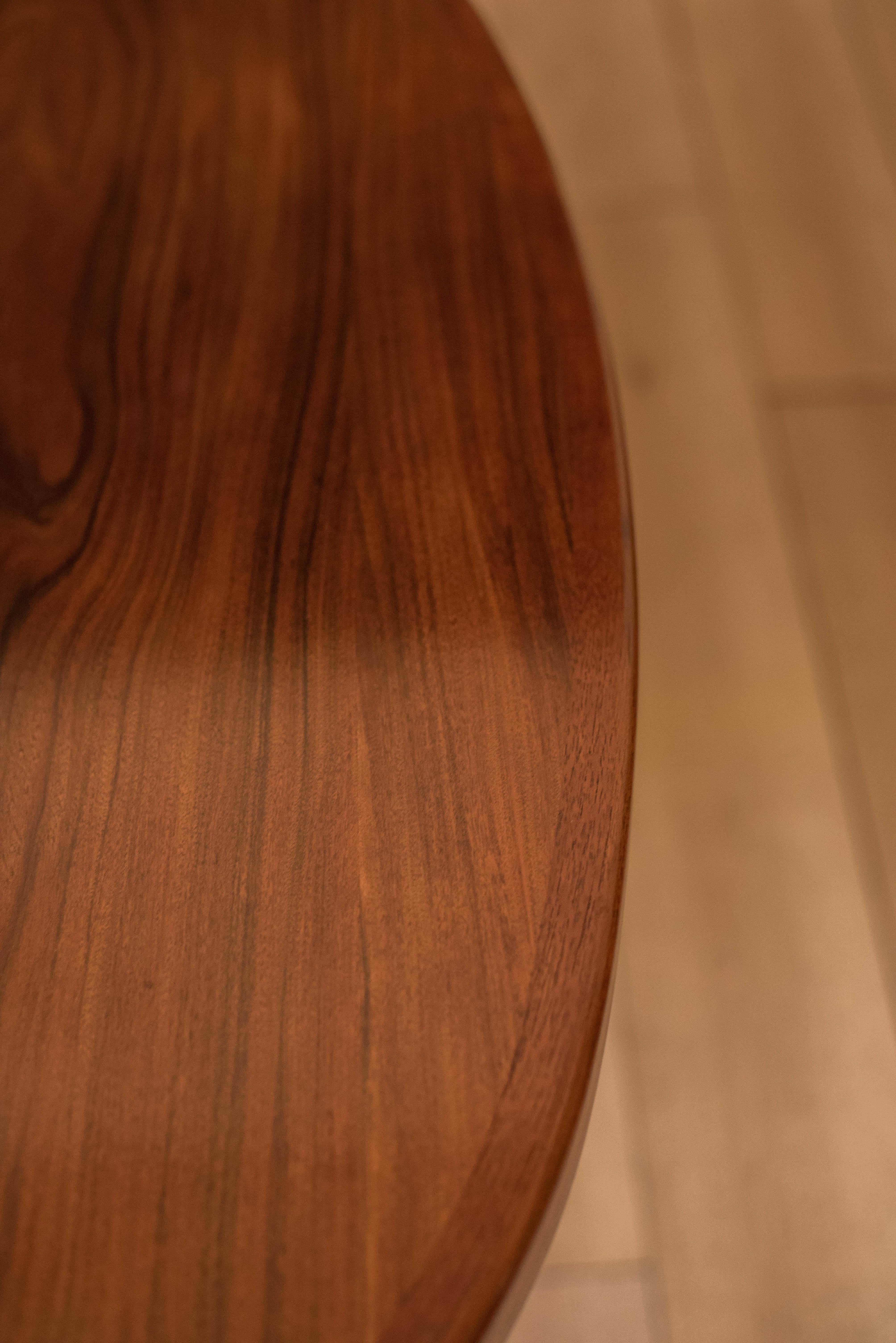 Milieu du XXe siècle Table de salle à manger extensible en bois de rose moderne danois par Gudme Mobelfabrik en vente