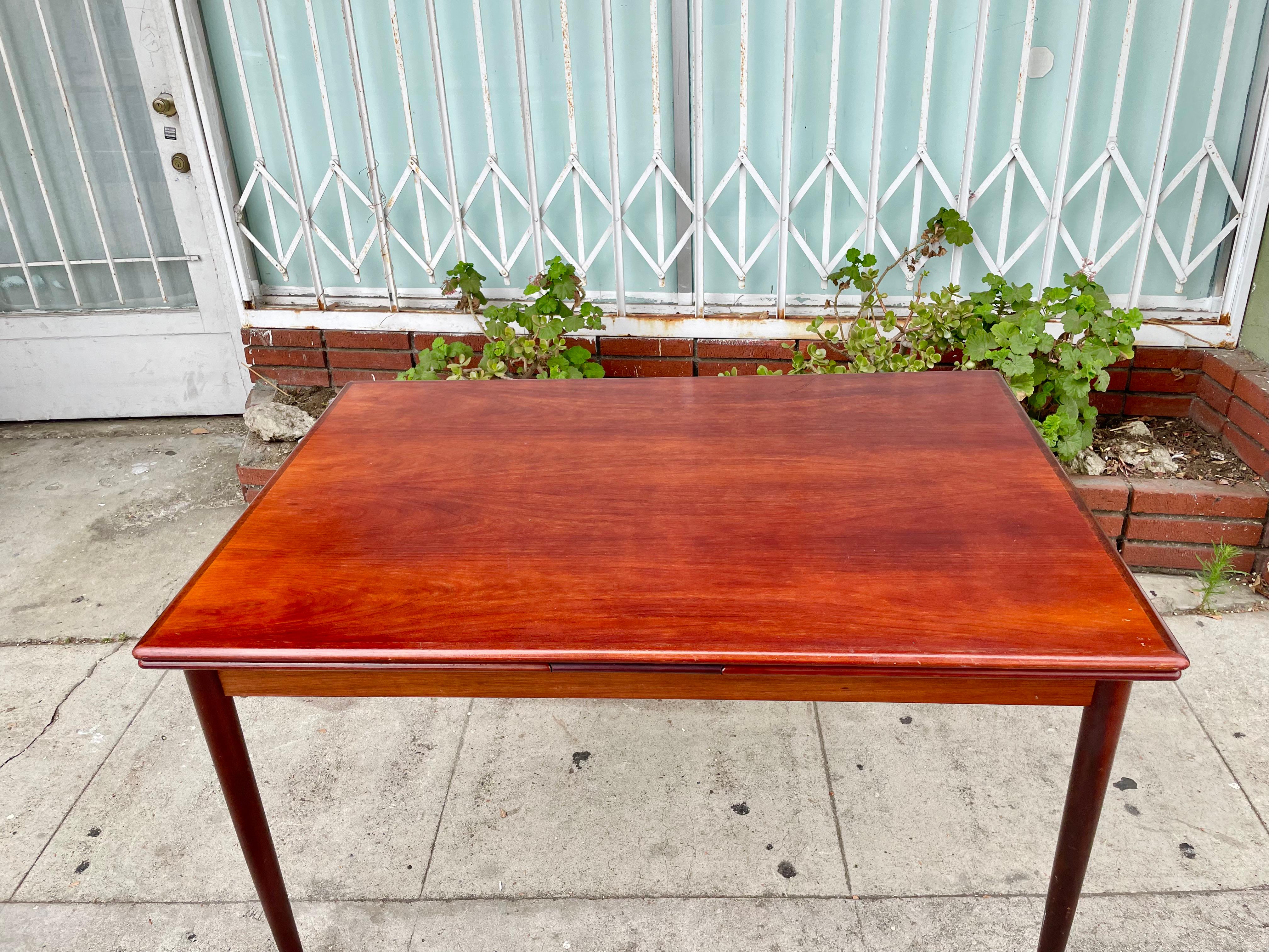 Danish Modern Rosewood Extending Dining Table by Am Mobler For Sale 5