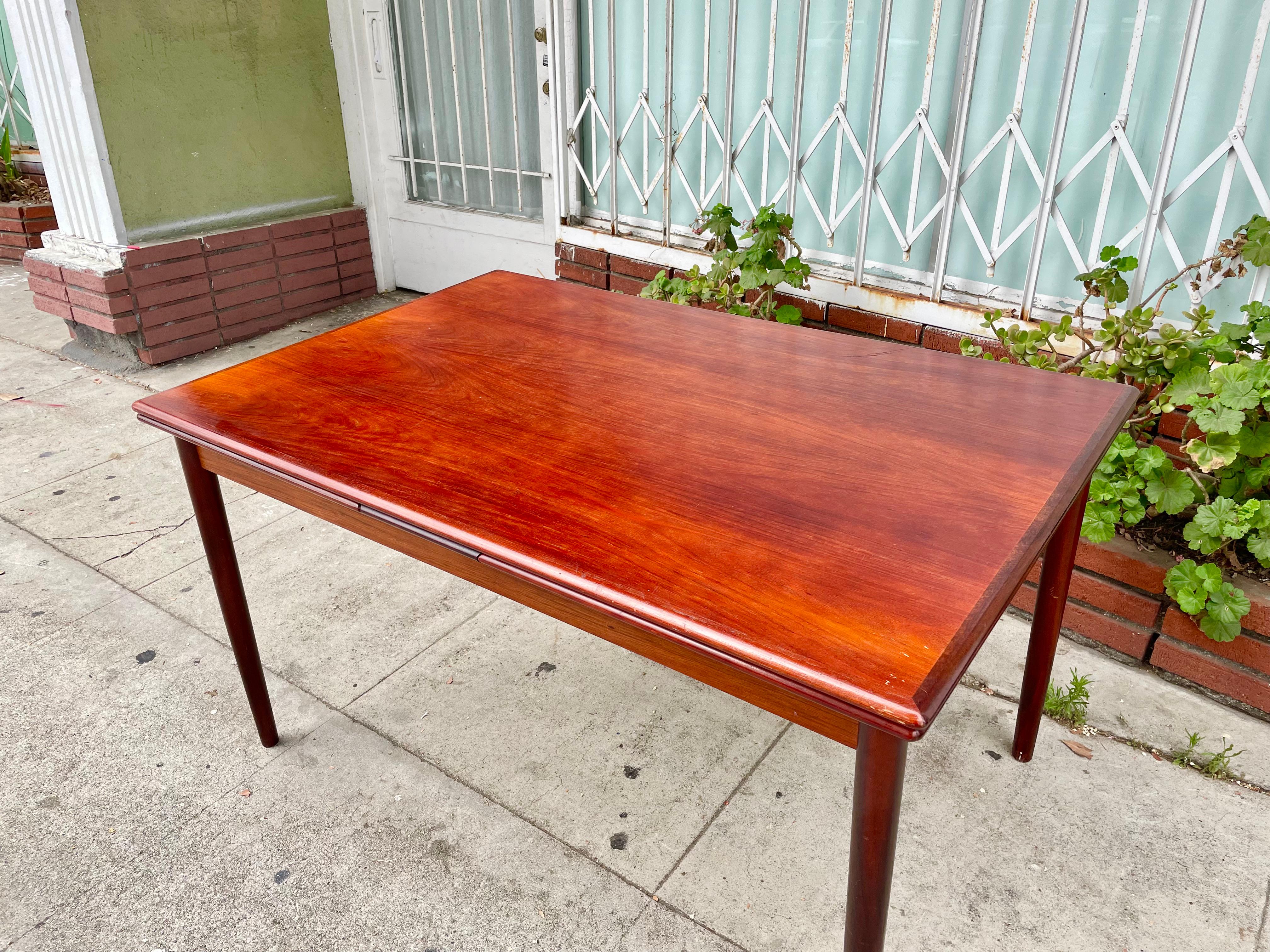 Mid-Century Modern Danish Modern Rosewood Extending Dining Table by Am Mobler For Sale