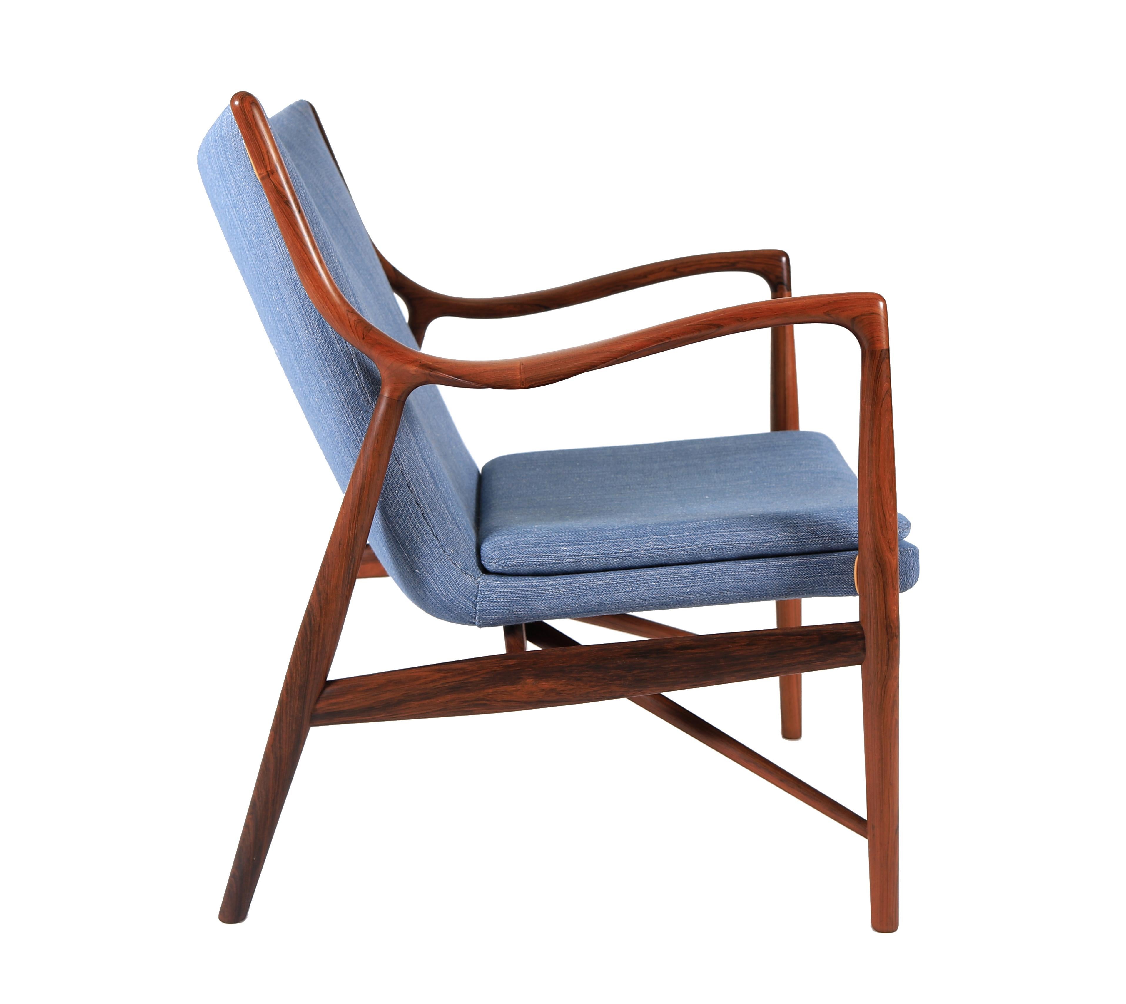 Danish Modern Rosewood Finn Juhl NV 45 Arm Chair For Sale 3