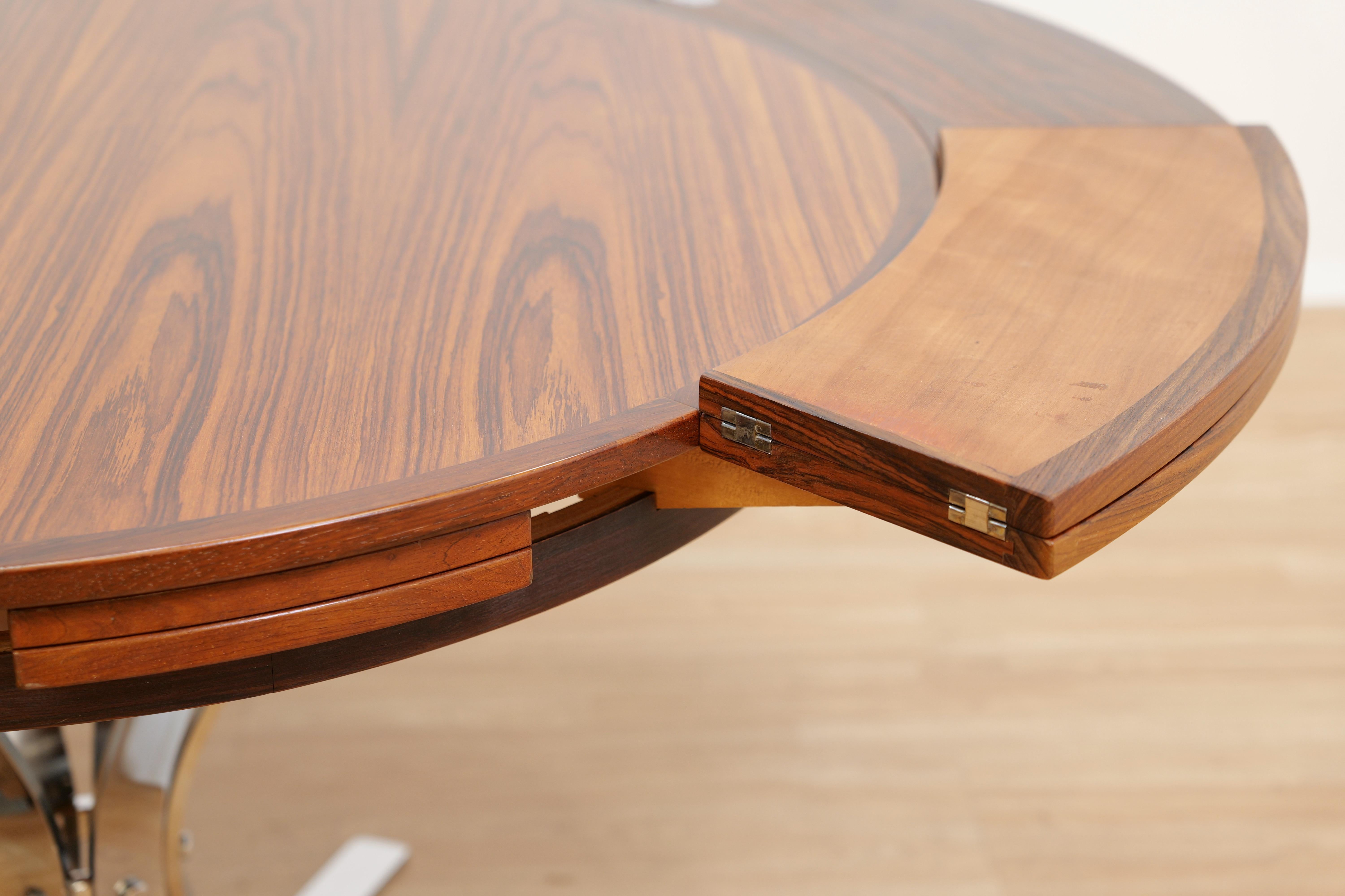 Danish Modern Rosewood ‘Flip-Flap’ Lotus Dining Table by Dyrlund en vente 6