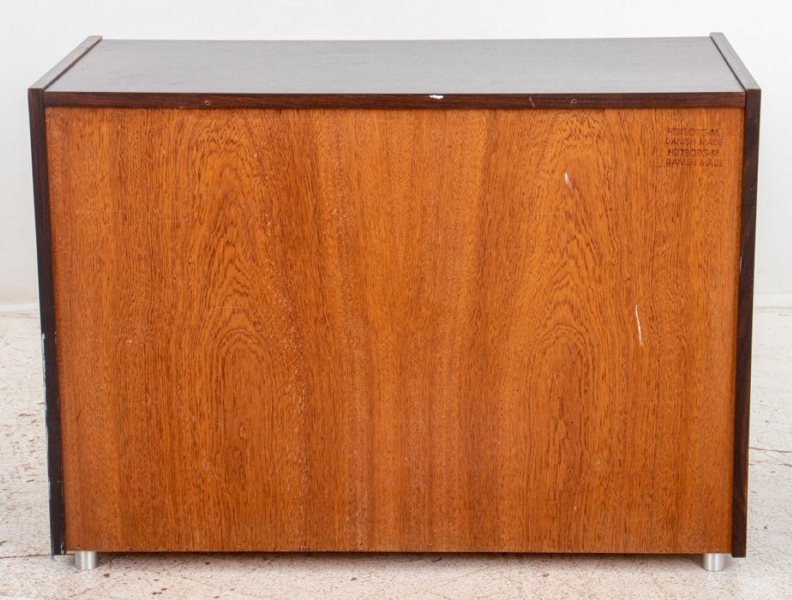 Danish Modern Rosewood Four Drawer Chest For Sale 3