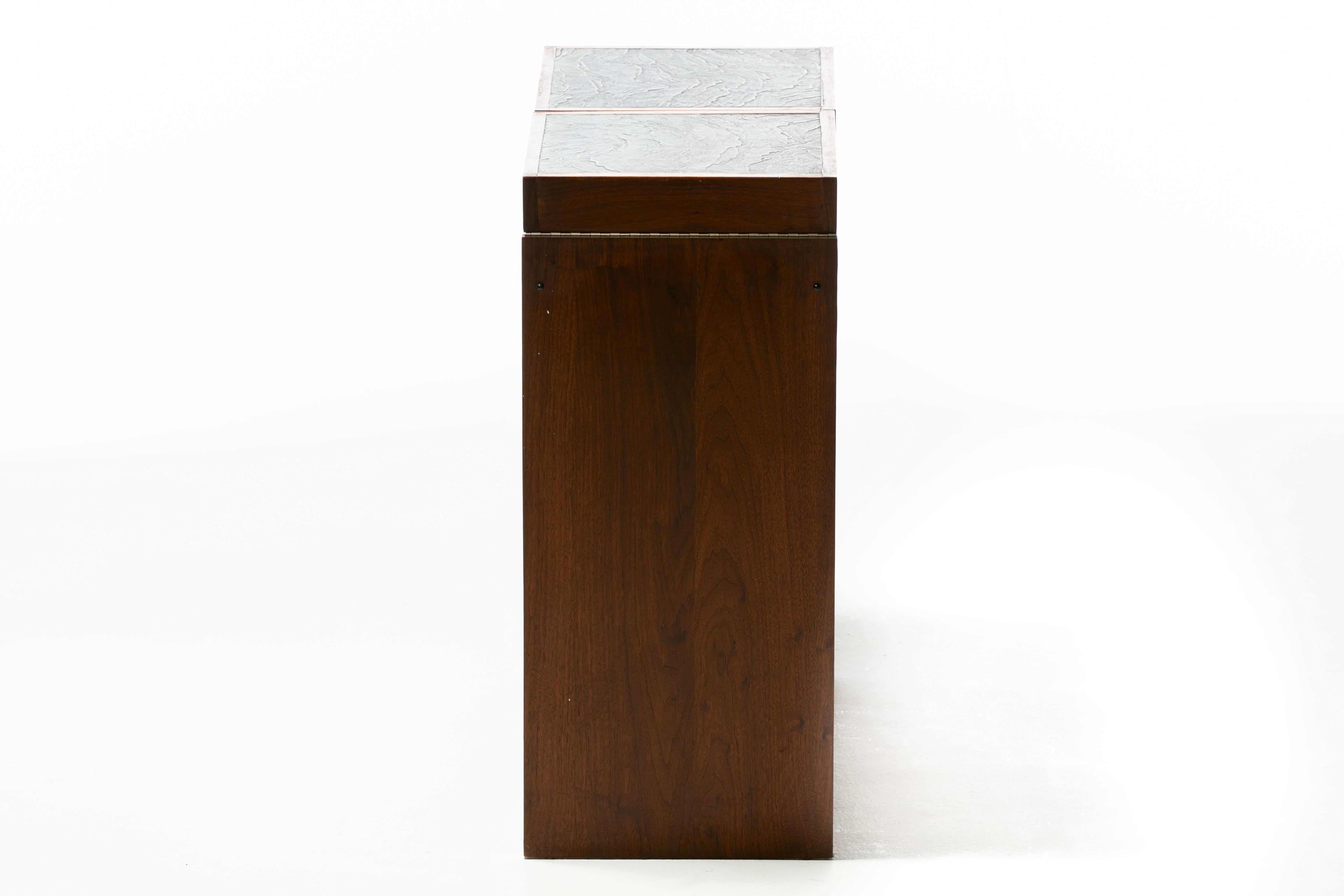 Danish Modern Rosewood Free Standing Flip Top Dry Bar c. 1960s For Sale 10