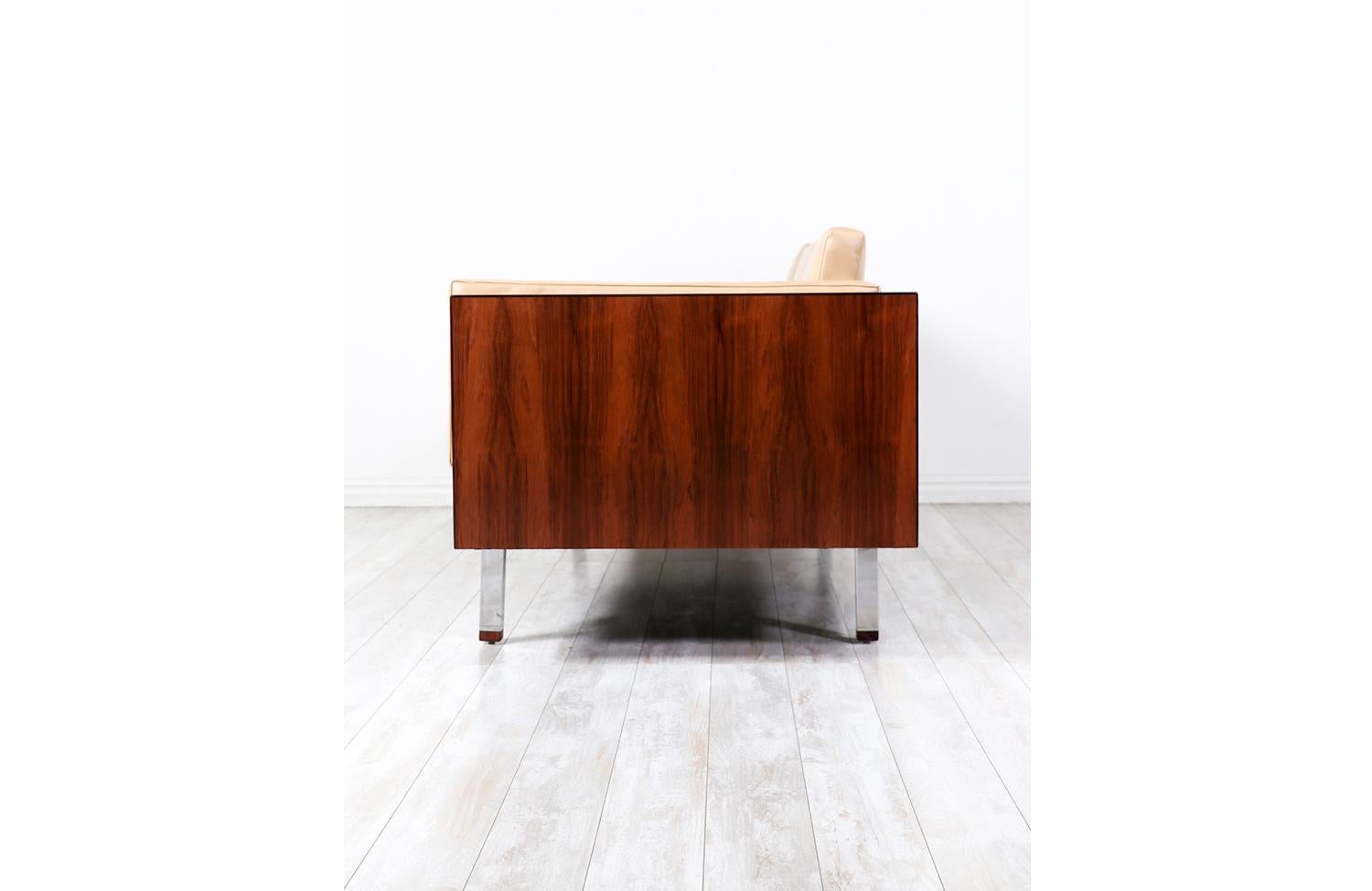 Expertly Restored - Danish Modern Rosewood & Leather Sofa by Jydsk Mobelvaerk For Sale 5