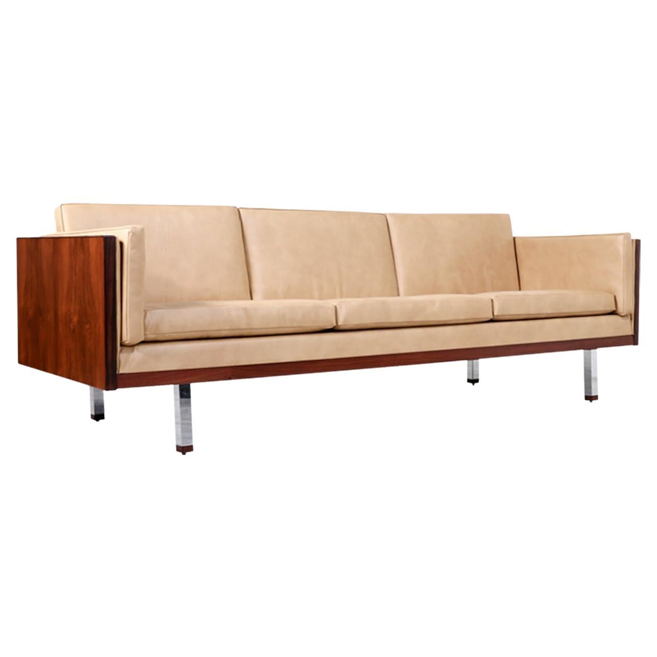 Expertisch restauriertes – modernes dänisches Sofa aus Rosenholz und Leder von Jydsk Mobelvaerk im Angebot