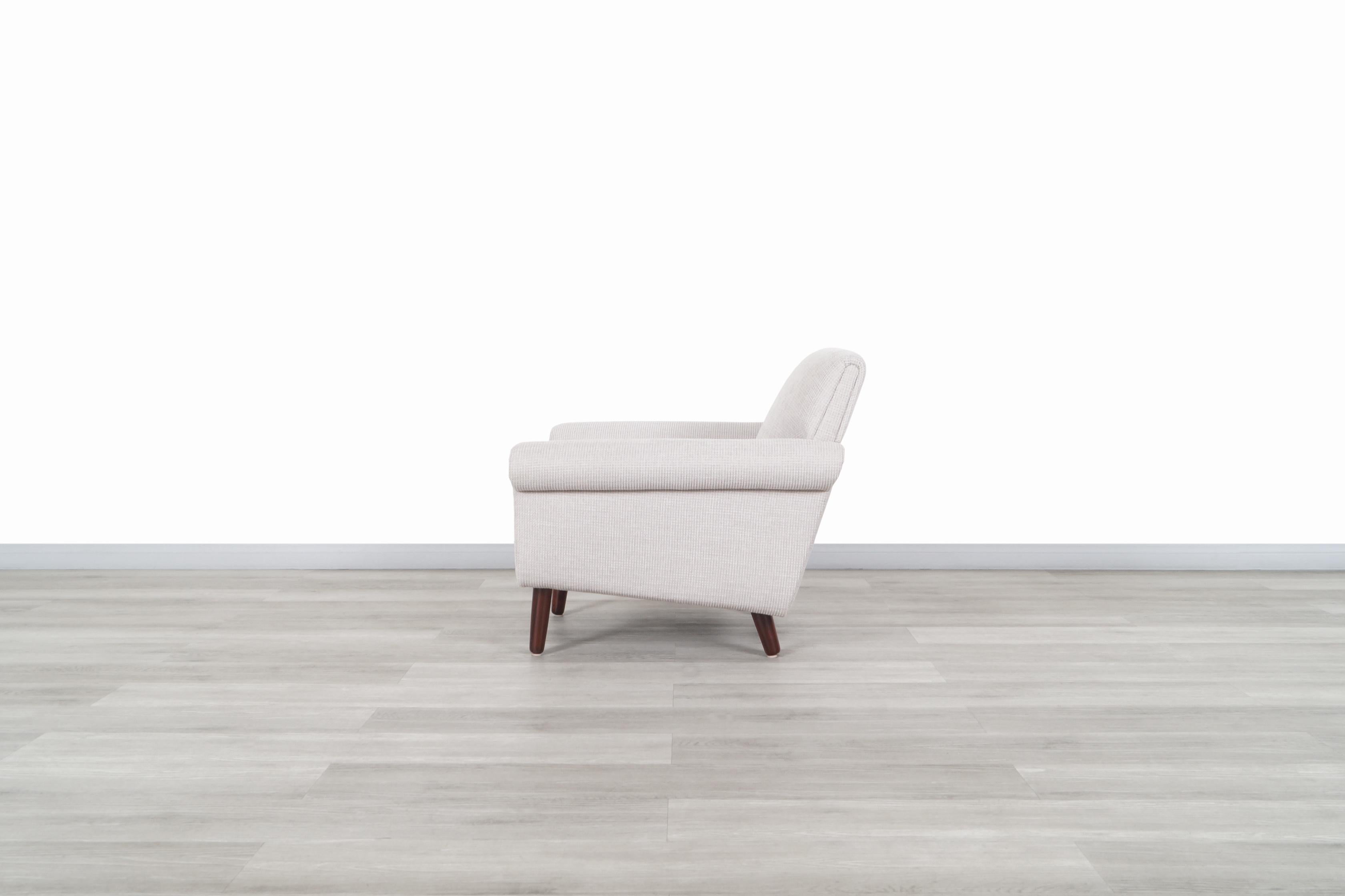 Fauteuils de salon danois modernes en bois de rose en vente 2