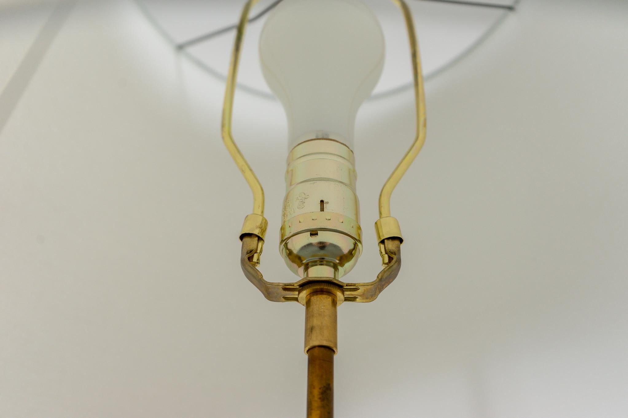 Dänische moderne Stehlampe aus Rosenholz und Metall, modern im Angebot 4