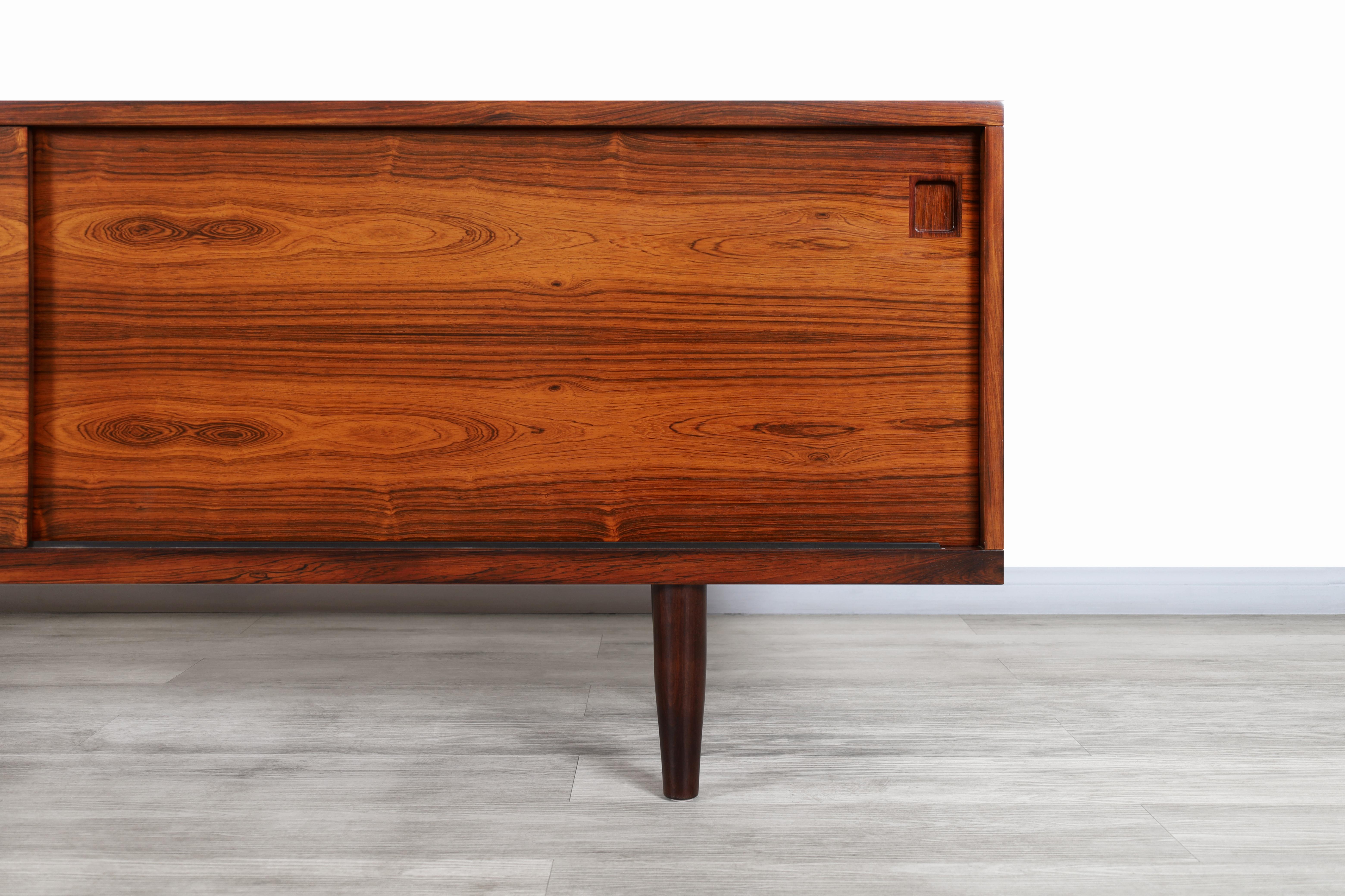 Danish Modern Rosewood Model-20 Credenza by Niels O. Moller For Sale 5