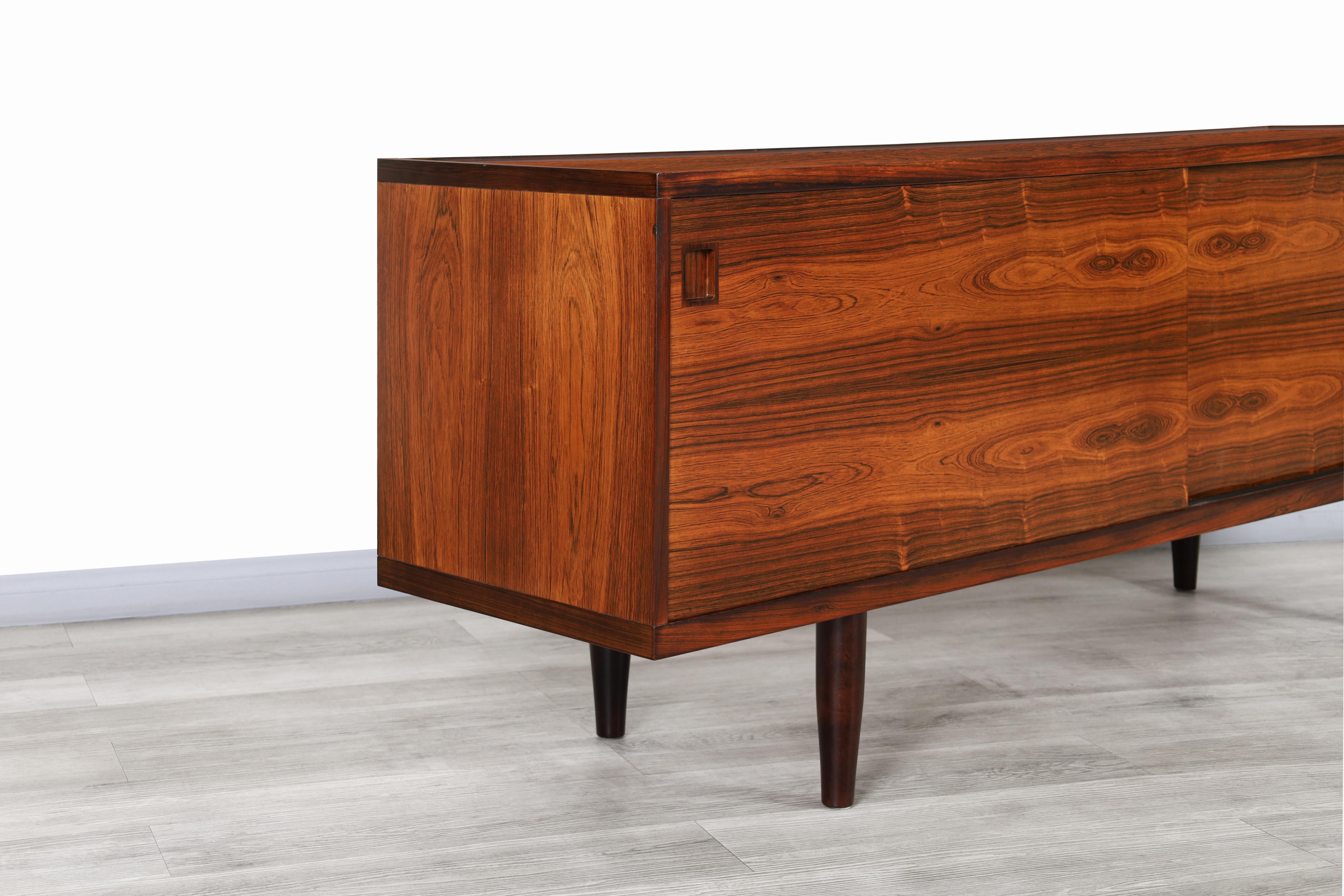 Mid-Century Modern Danish Modern Rosewood Model-20 Credenza by Niels O. Moller For Sale