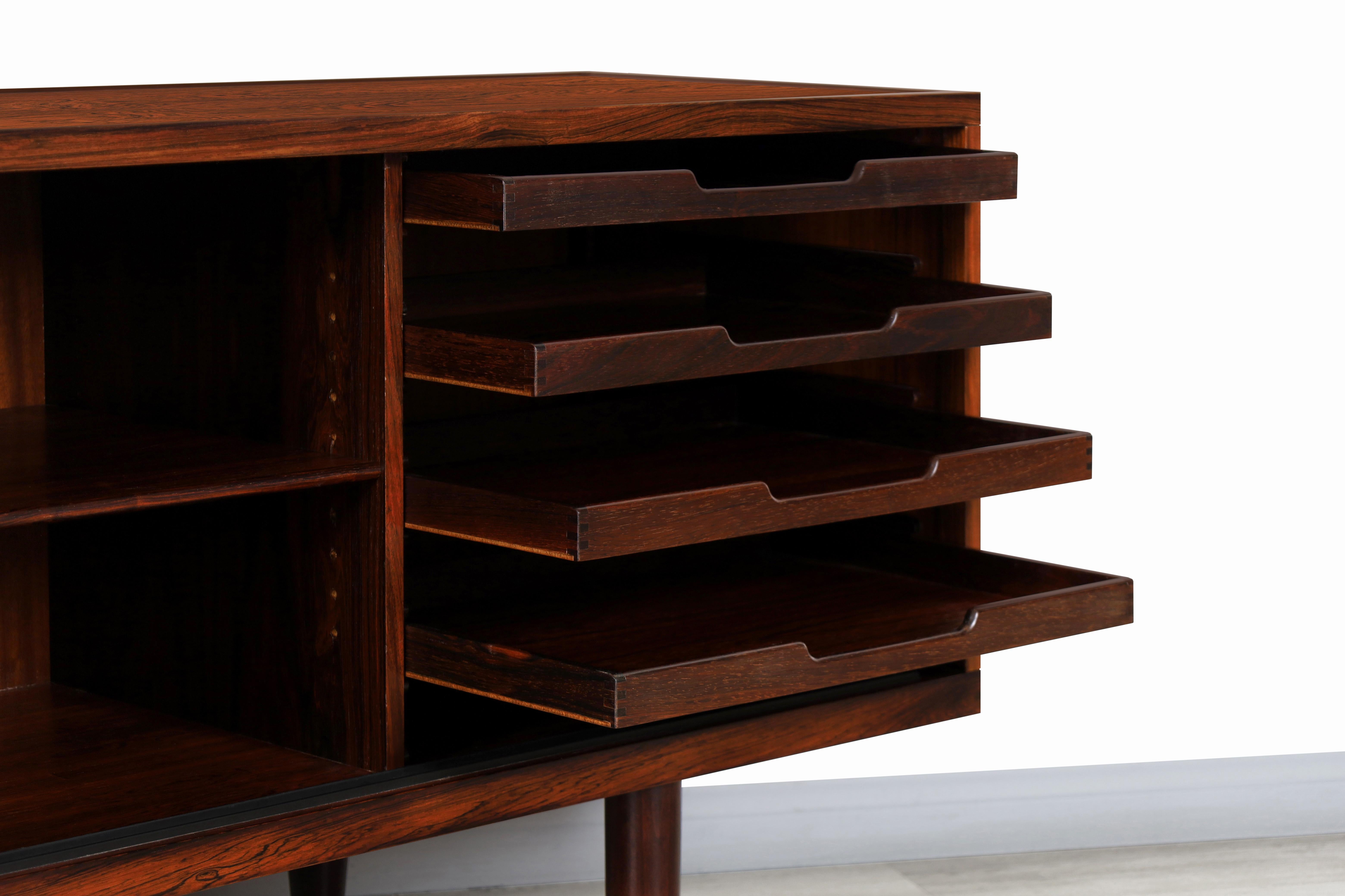 Mid-20th Century Danish Modern Rosewood Model-20 Credenza by Niels O. Moller For Sale