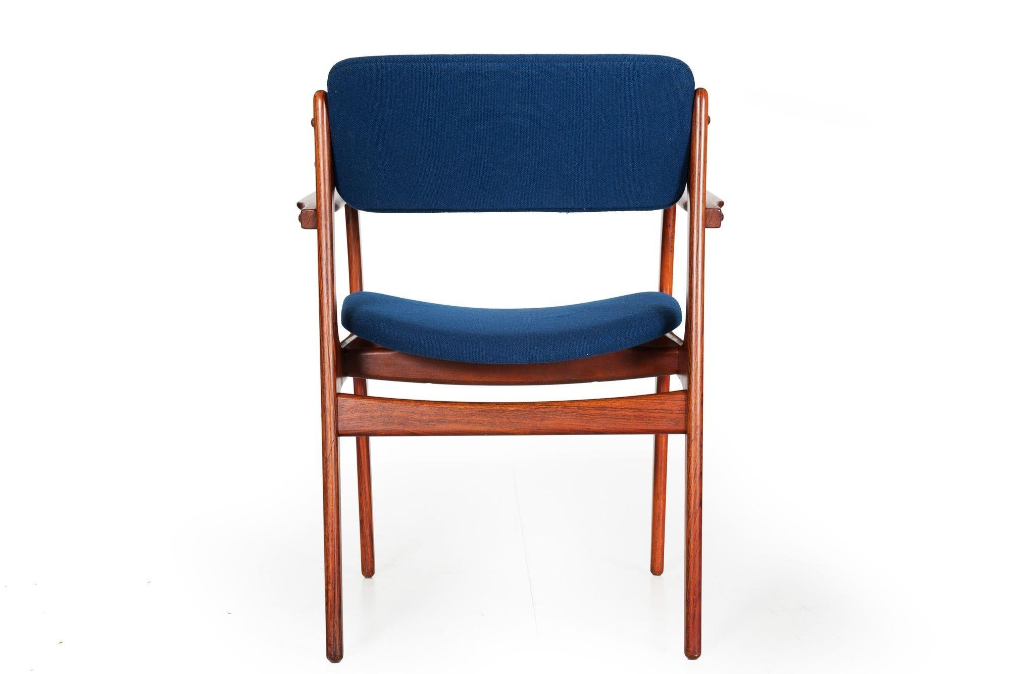 20th Century Danish Modern Rosewood Model 50 Arm Chair by Erik Buch For Sale