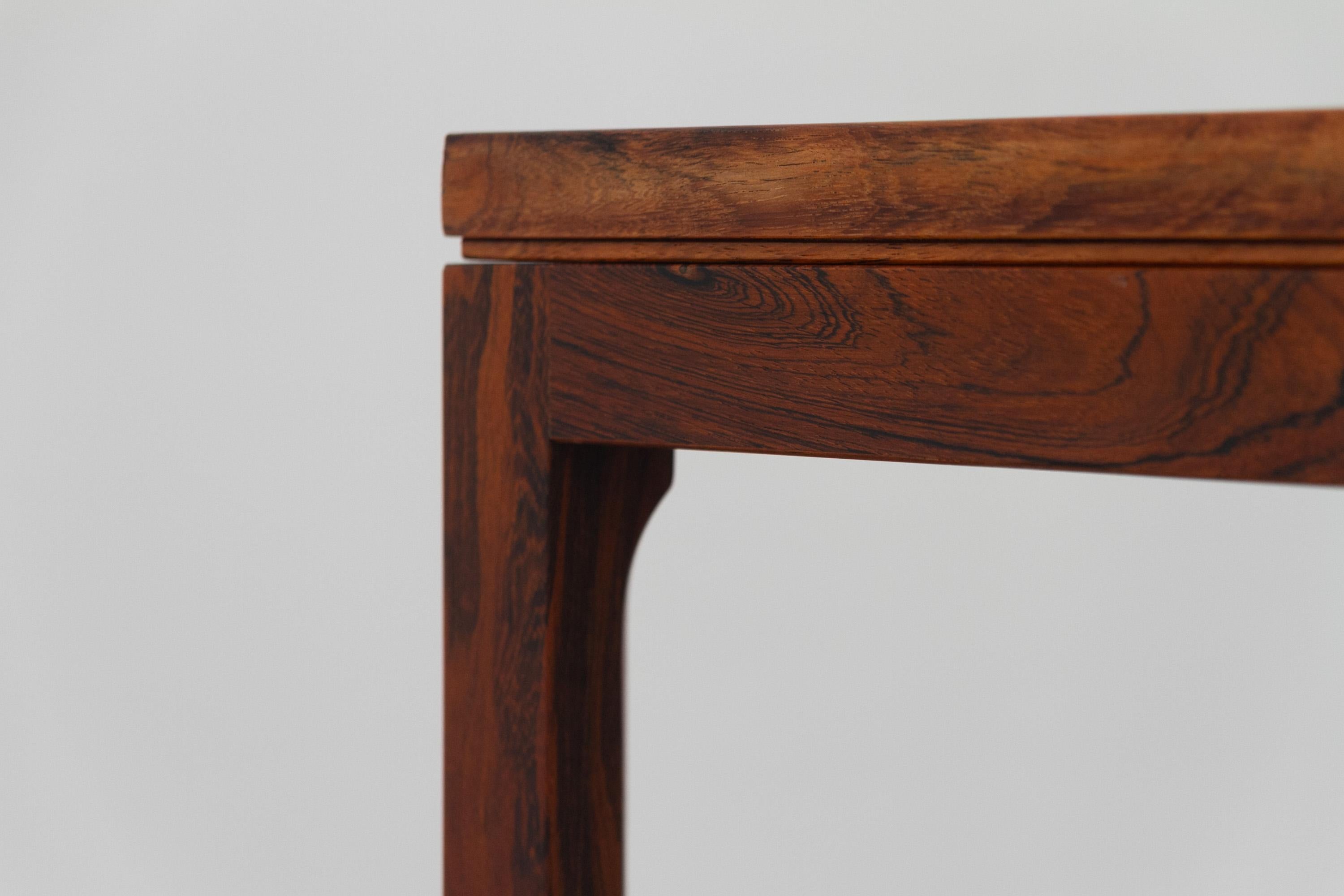 Tables d'appoint modernes danoises en mosaïque de bois de rose par Tranekær Danemark, années 1960. Ensemble de 2. en vente 9