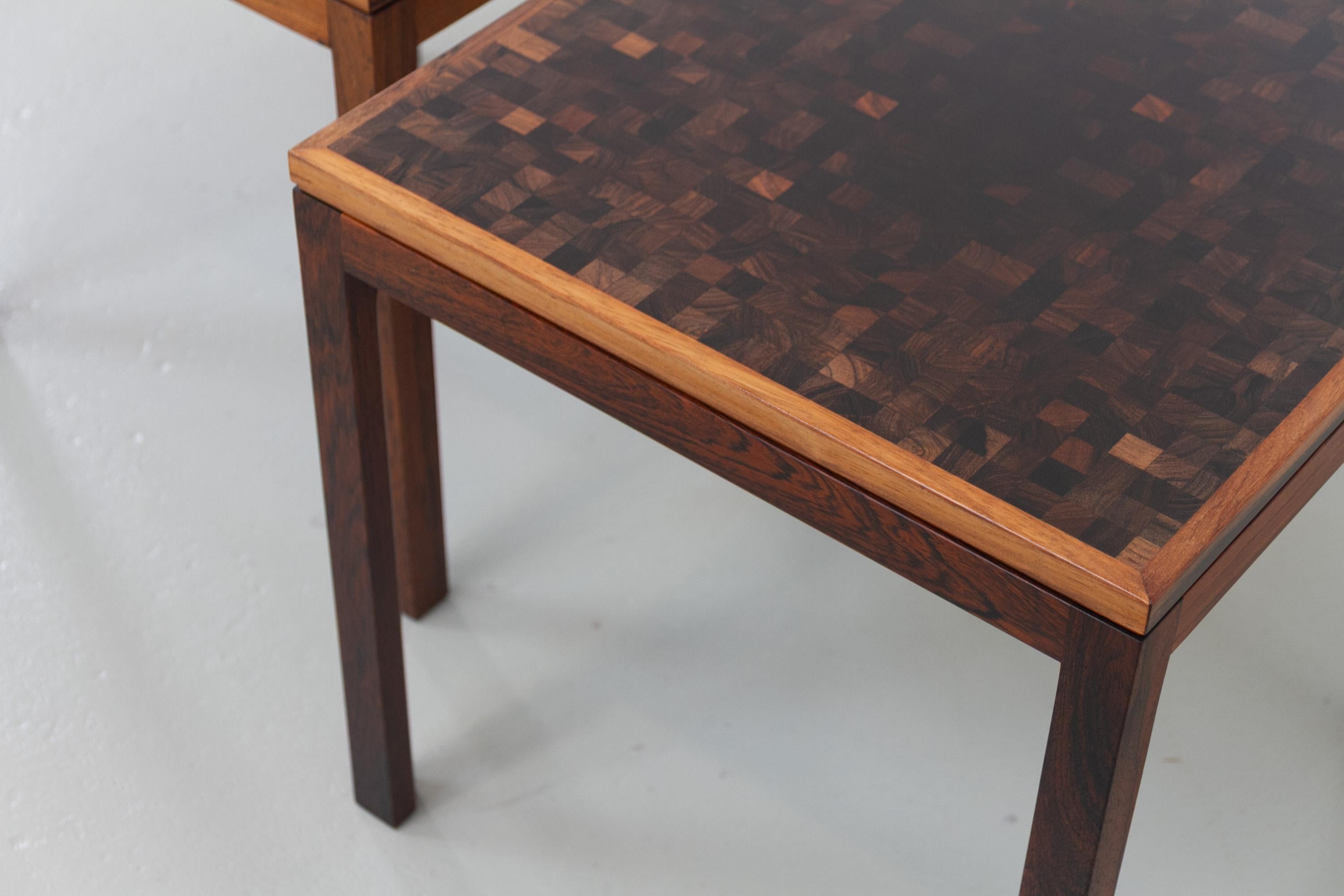 Tables d'appoint modernes danoises en mosaïque de bois de rose par Tranekær Danemark, années 1960. Ensemble de 2. en vente 11